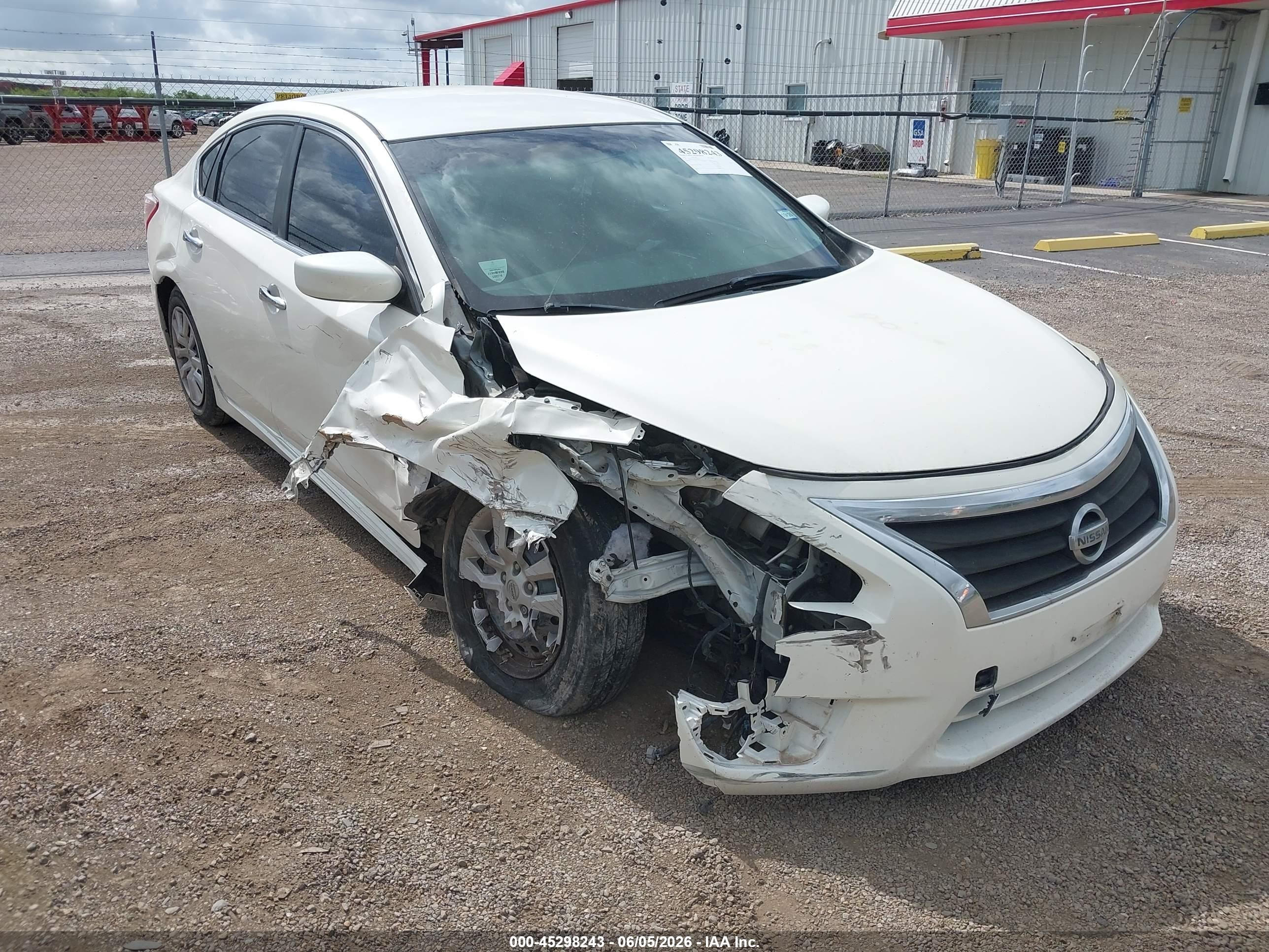 2013 Nissan Altima 2.5 S Белый vin: 1N4AL3AP3DC283691