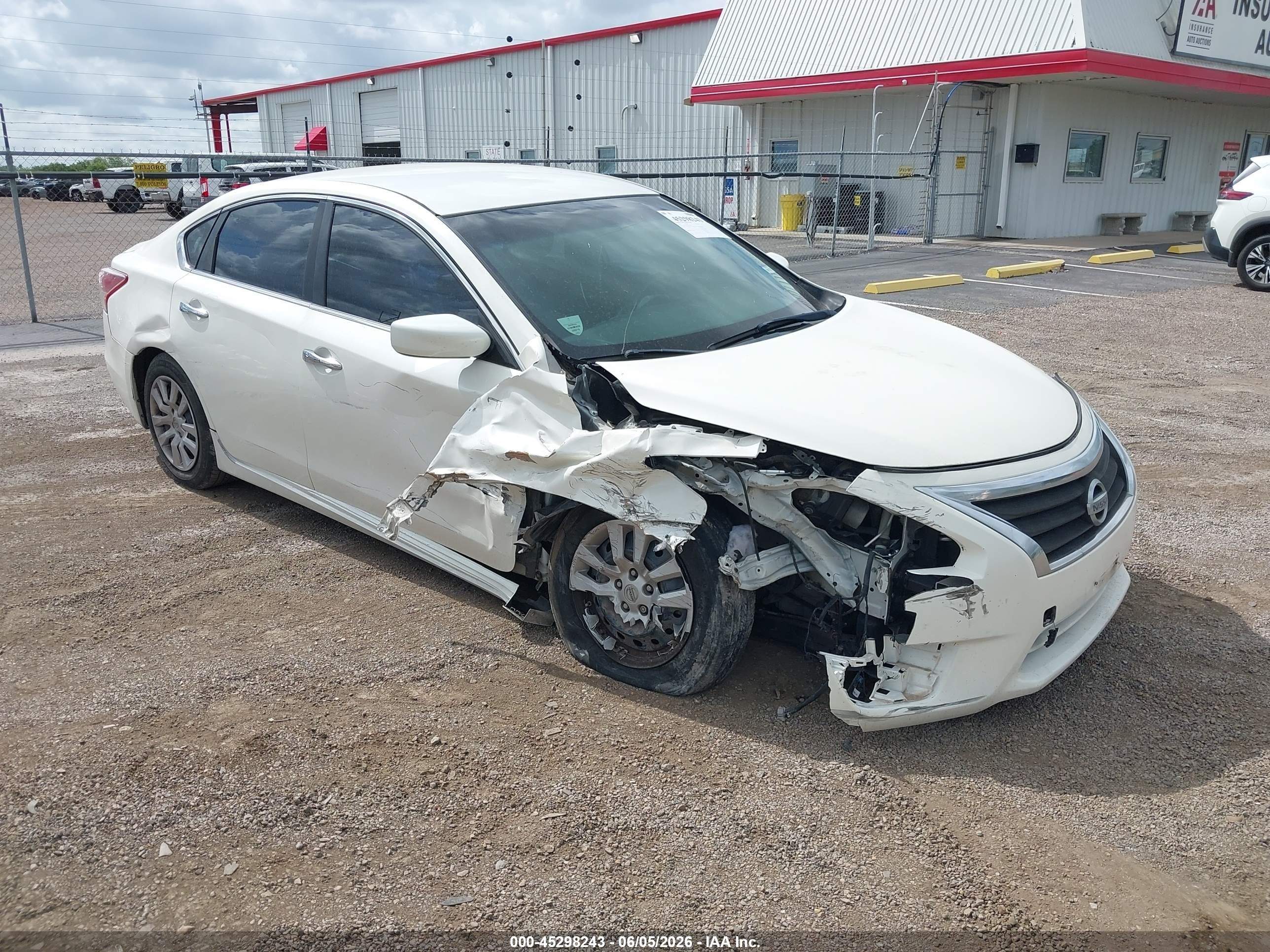 2013 Nissan Altima 2.5 S Белый vin: 1N4AL3AP3DC283691