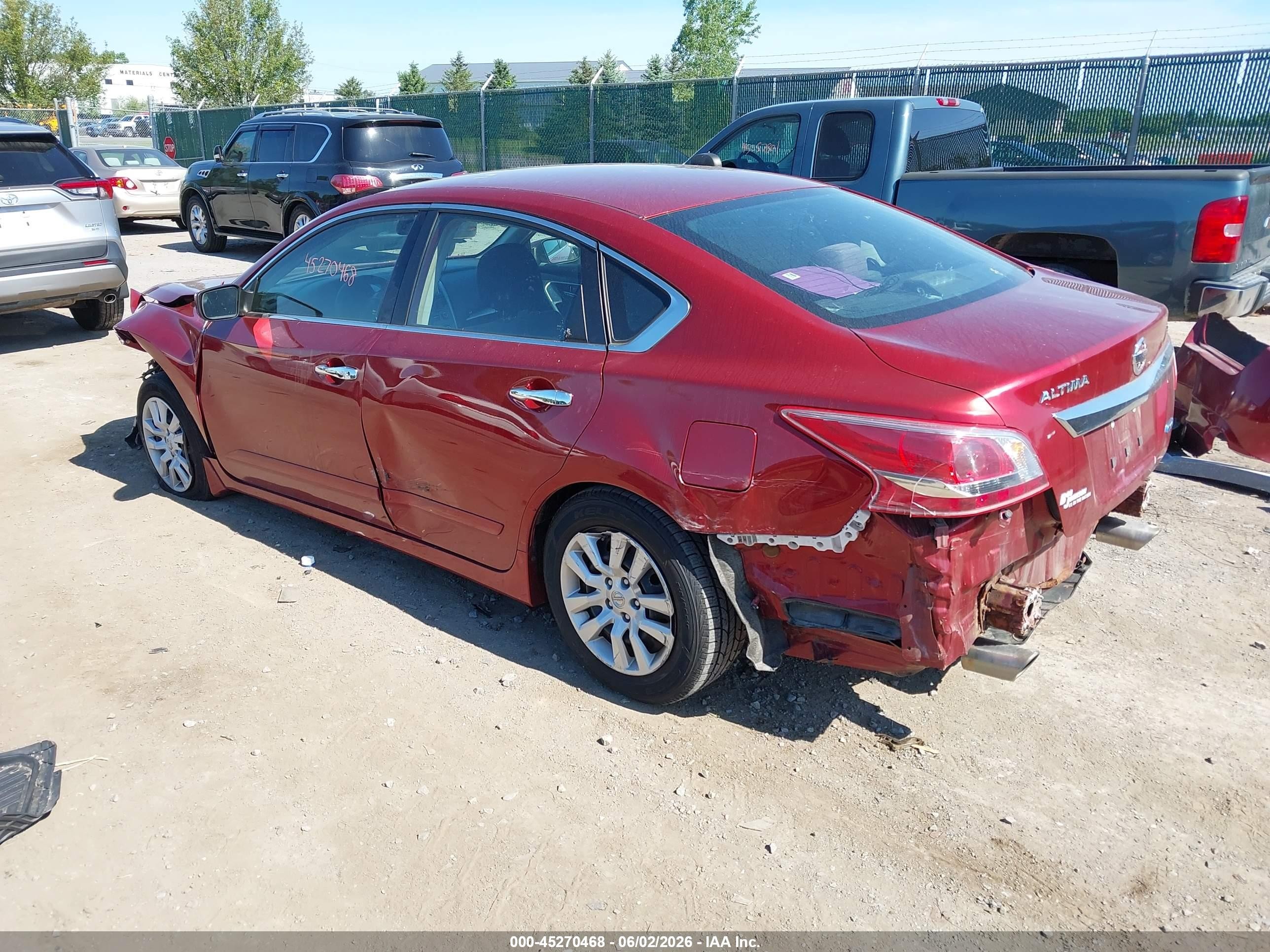 2013 Nissan Altima 2.5 S Red vin: 1N4AL3AP3DC297106