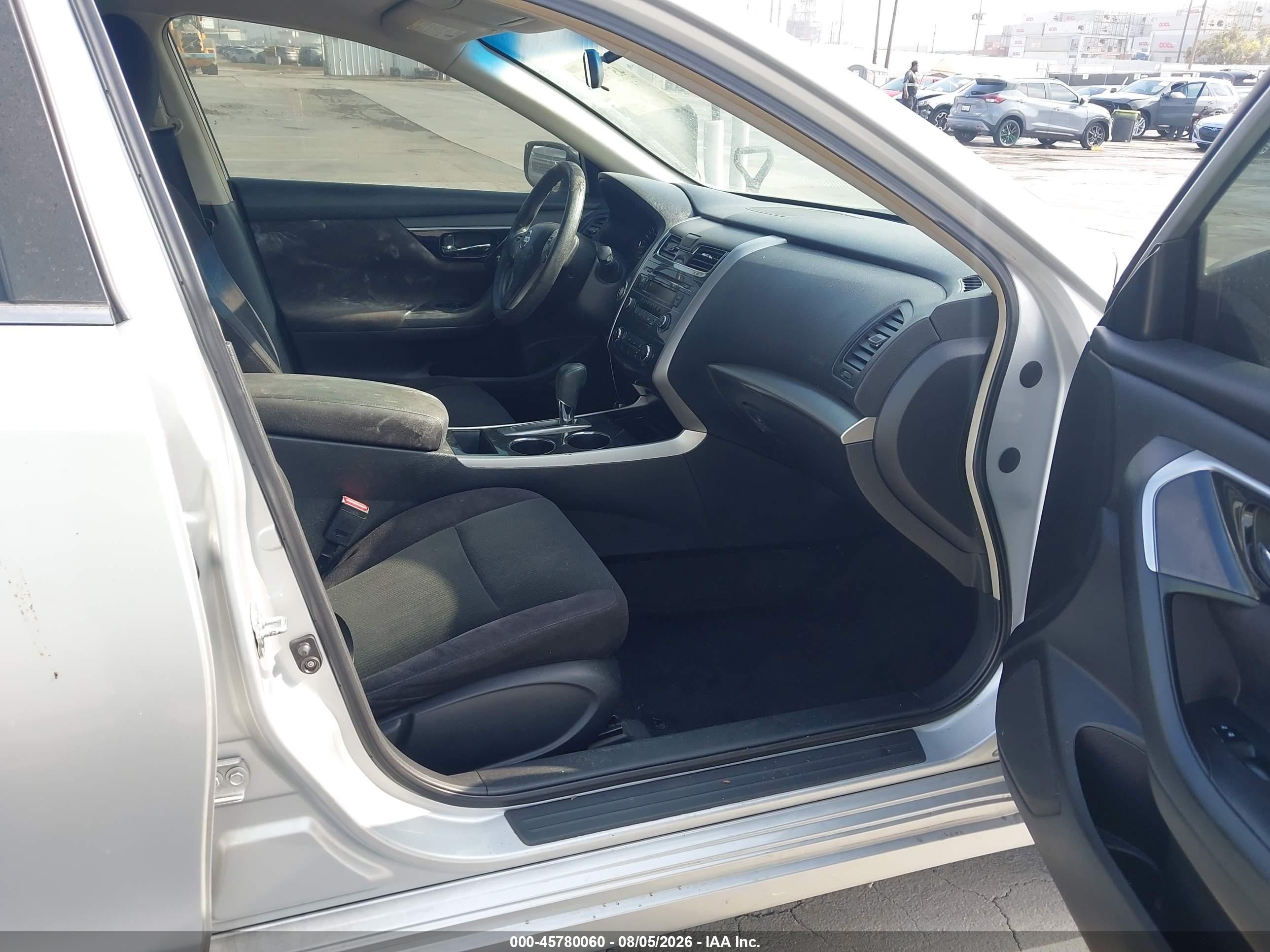 2013 Nissan Altima 2.5 S Серебряный vin: 1N4AL3AP3DC298689