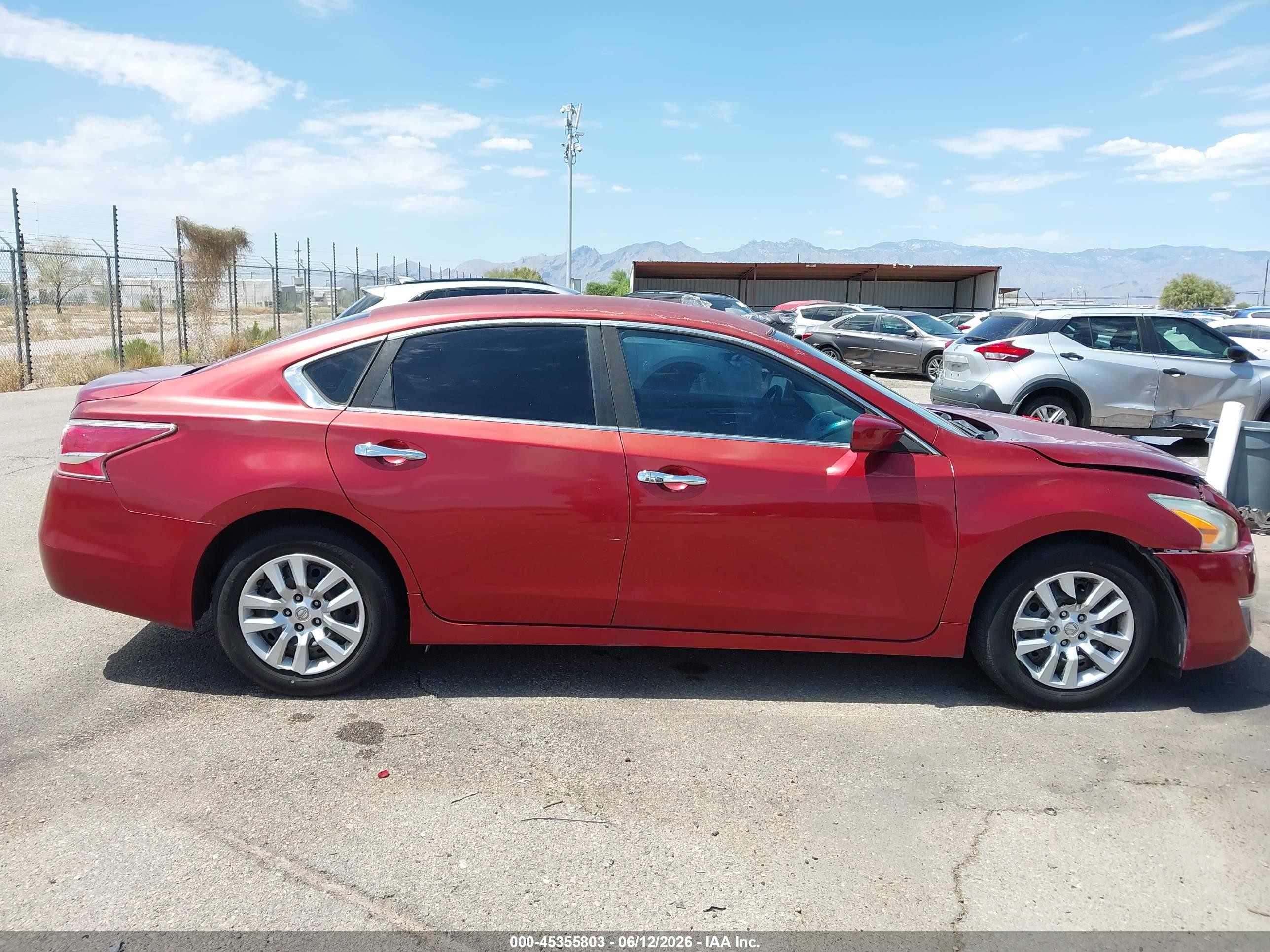 2013 Nissan Altima 2.5 S Red vin: 1N4AL3AP3DC901446