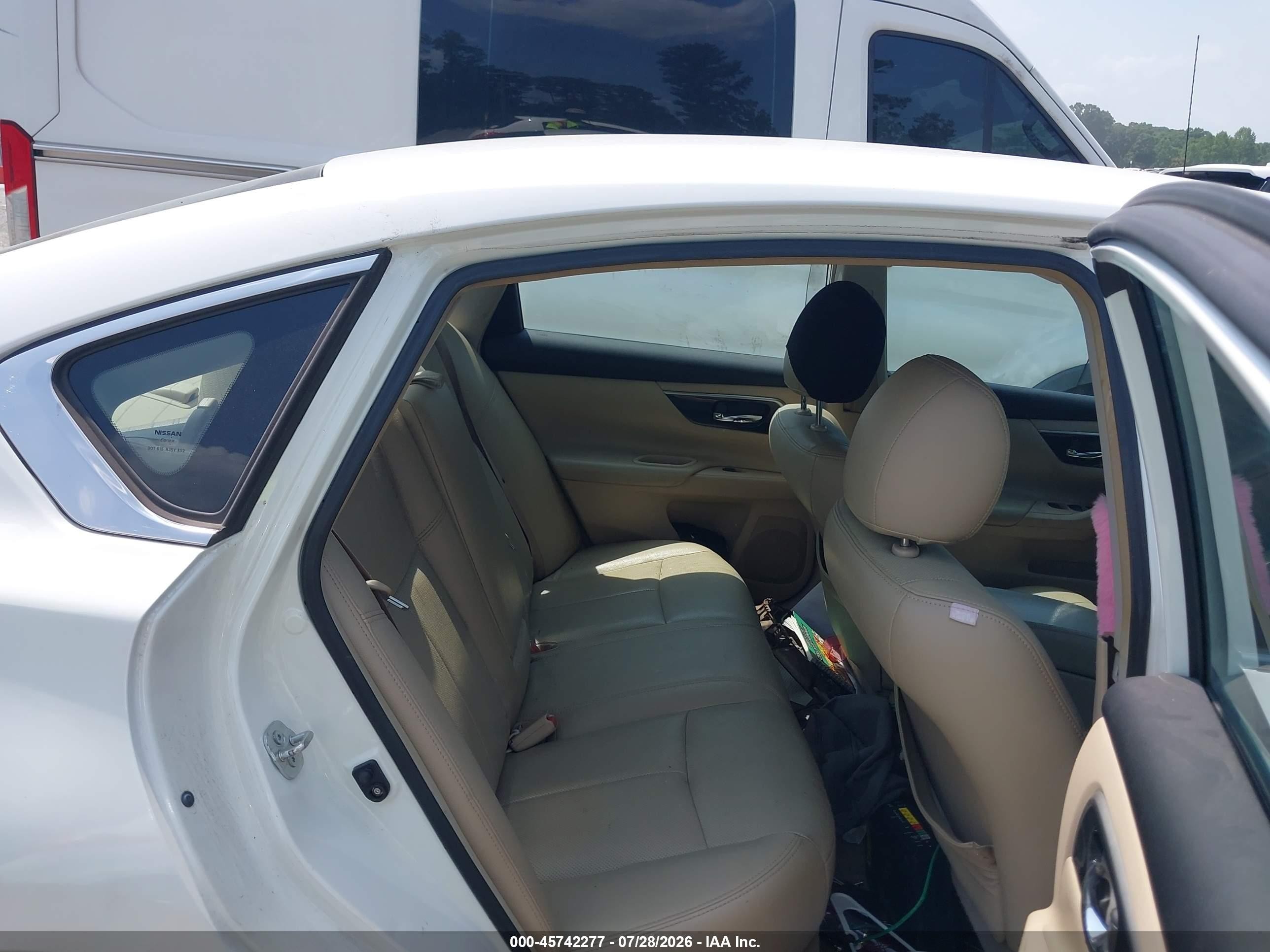 2013 Nissan Altima 2.5 S White vin: 1N4AL3AP3DC914732