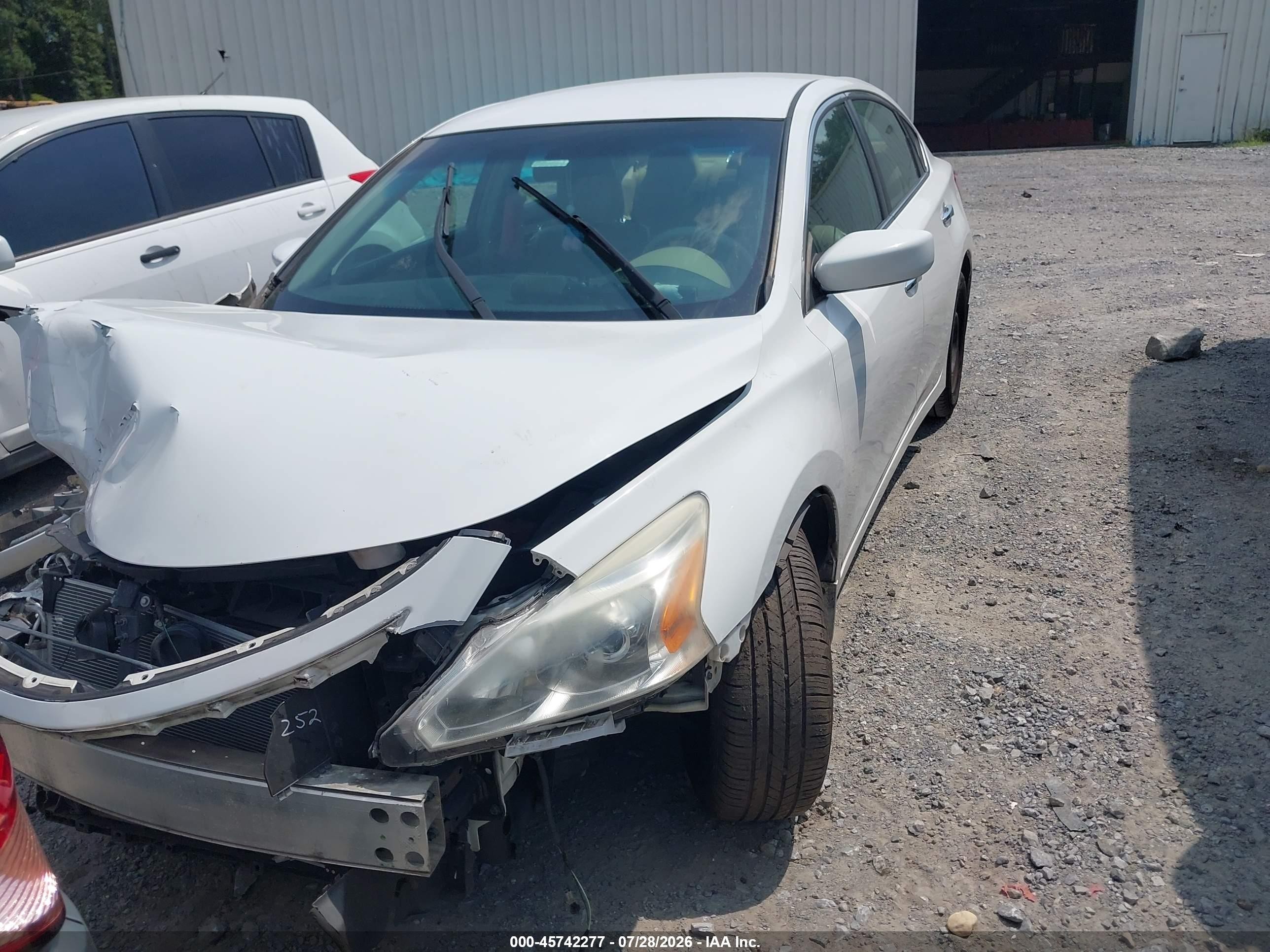 2013 Nissan Altima 2.5 S White vin: 1N4AL3AP3DC914732