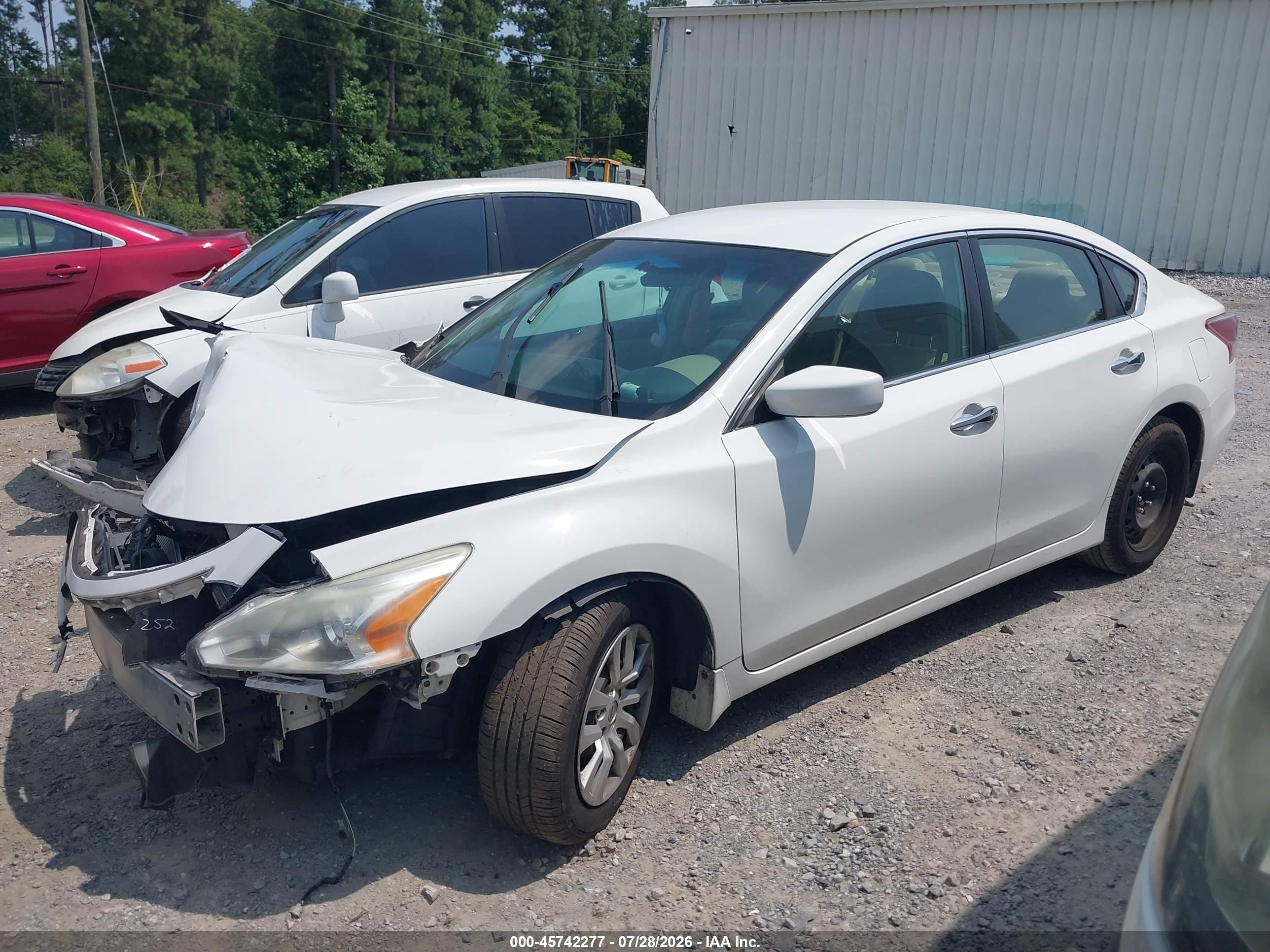 2013 Nissan Altima 2.5 S White vin: 1N4AL3AP3DC914732