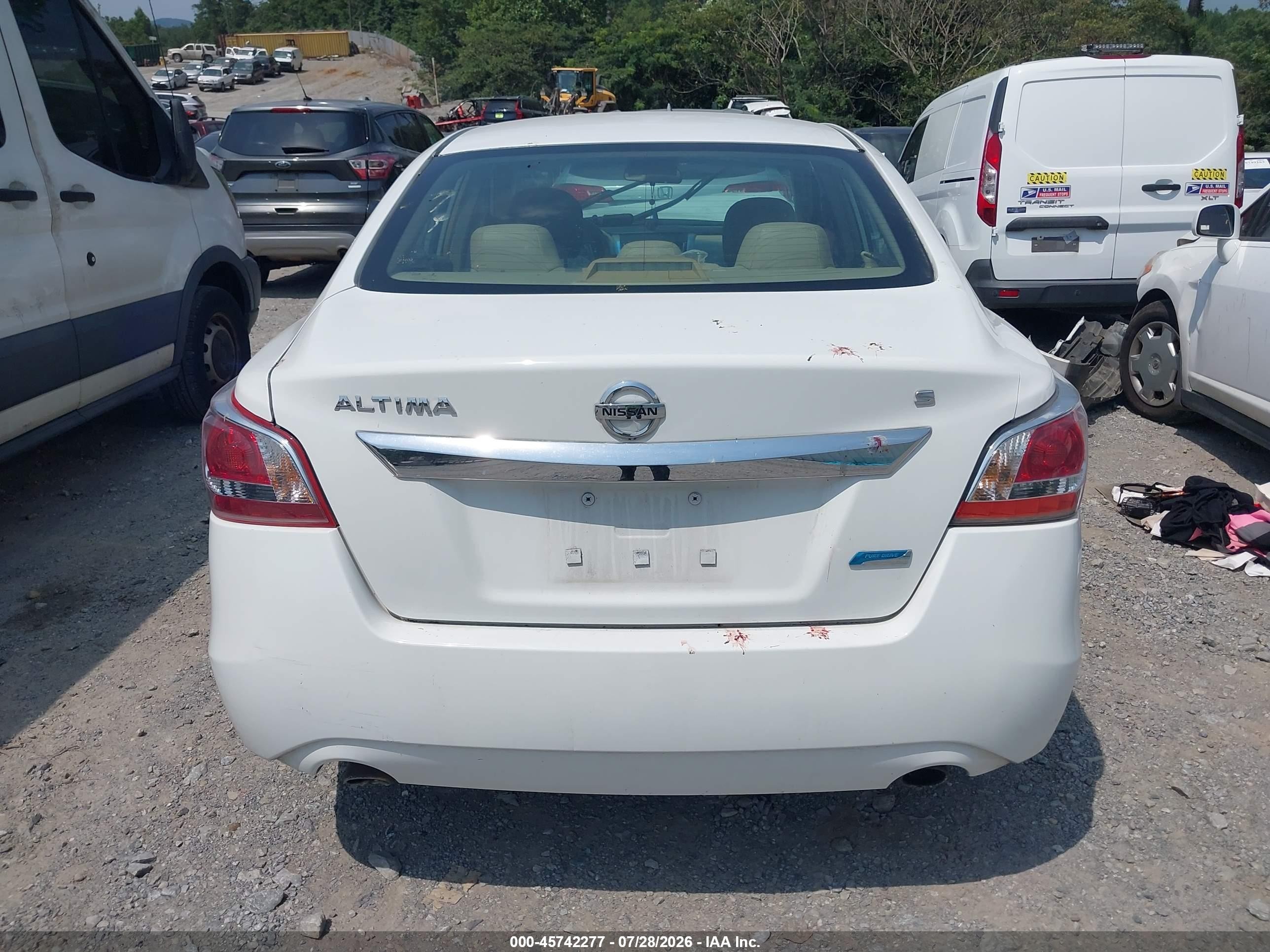 2013 Nissan Altima 2.5 S White vin: 1N4AL3AP3DC914732