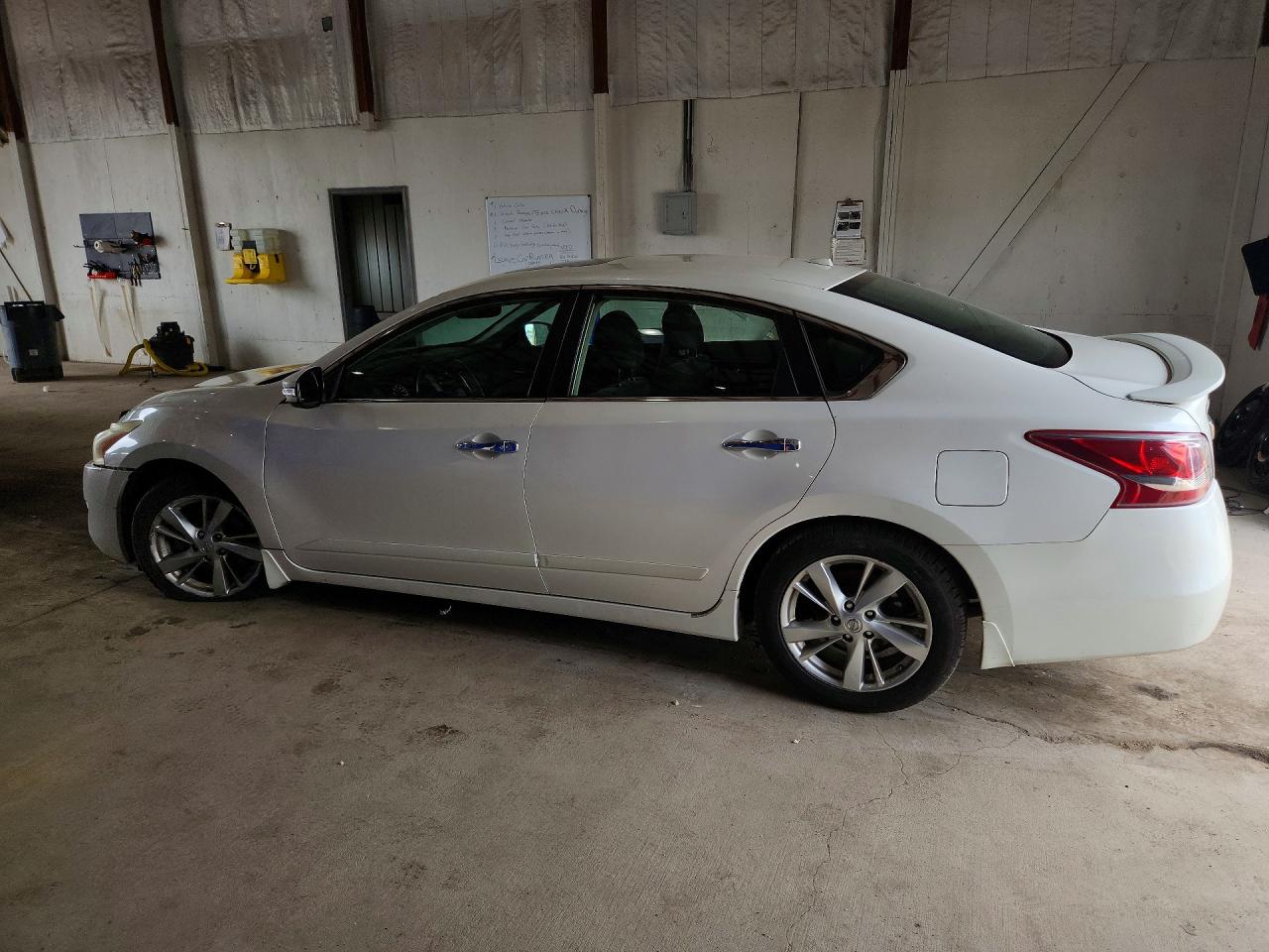 2013 Nissan Altima 2.5 White vin: 1N4AL3AP3DC915539
