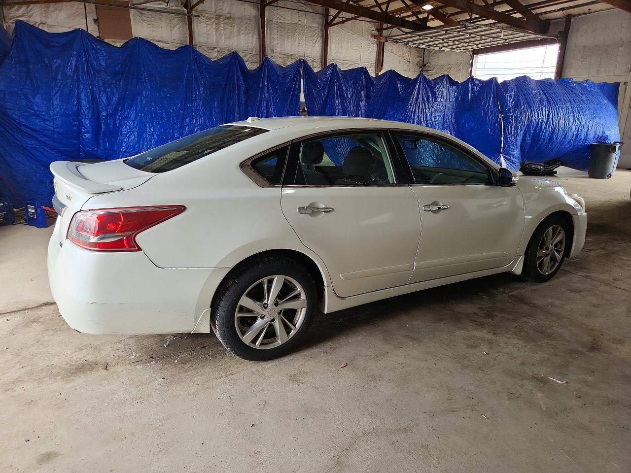 2013 Nissan Altima 2.5 White vin: 1N4AL3AP3DC915539