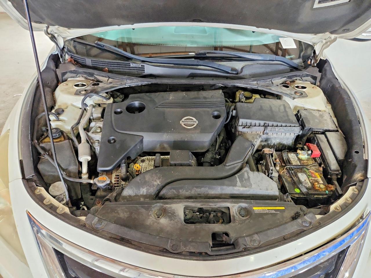 2013 Nissan Altima 2.5 White vin: 1N4AL3AP3DC915539