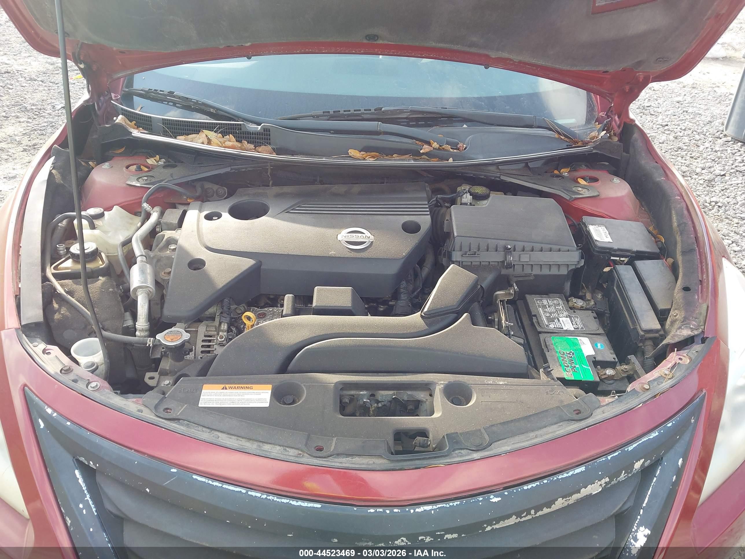 2013 Nissan Altima 2.5 S Red vin: 1N4AL3AP3DC918361