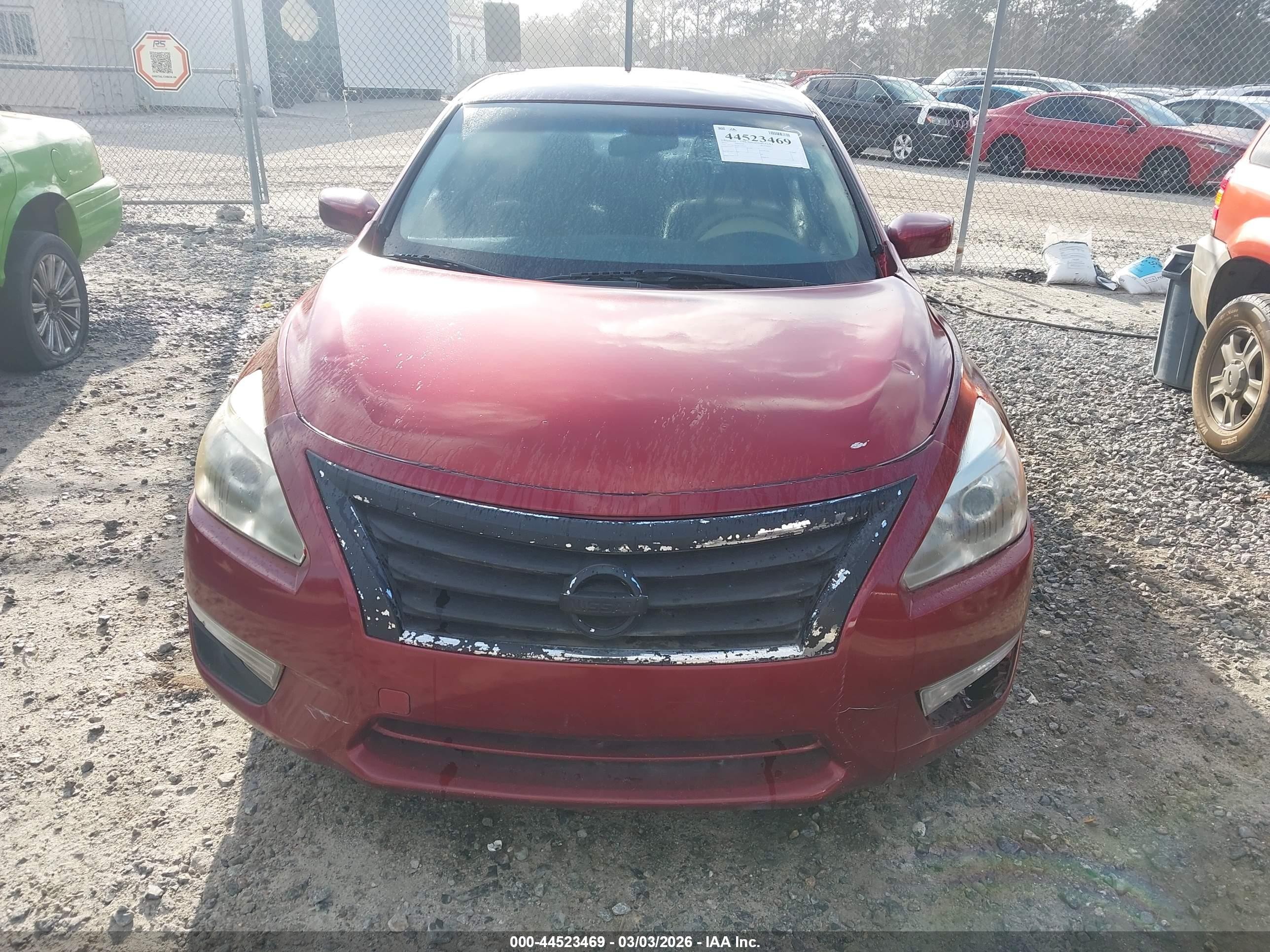 2013 Nissan Altima 2.5 S Red vin: 1N4AL3AP3DC918361