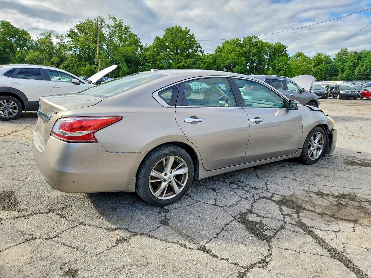 2013 Nissan Altima 2.5 Серебряный vin: 1N4AL3AP3DC919204