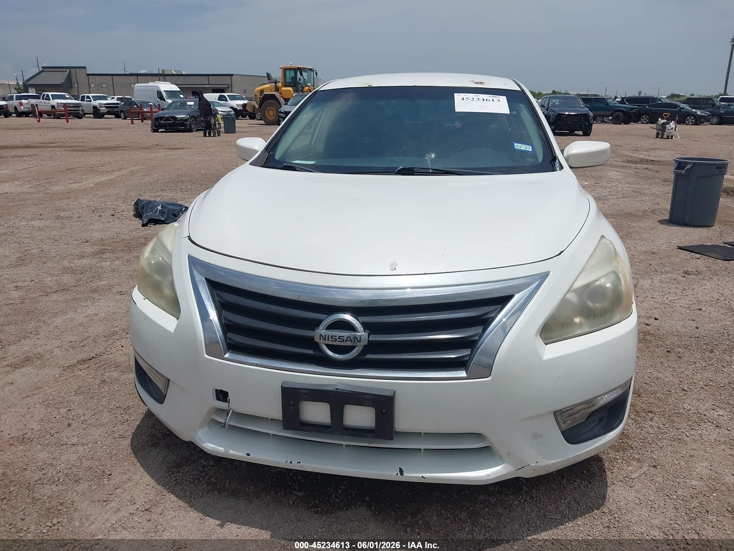 2013 Nissan Altima 2.5 Sv White vin: 1N4AL3AP3DN408046