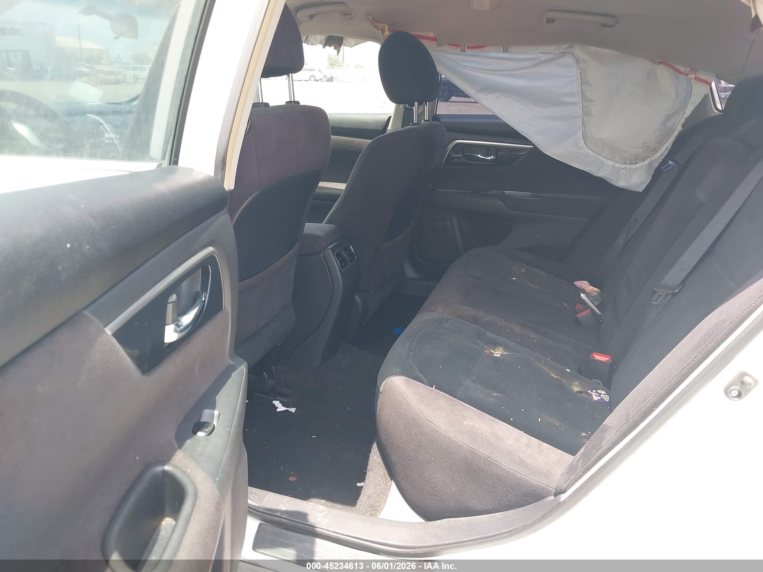 2013 Nissan Altima 2.5 Sv White vin: 1N4AL3AP3DN408046