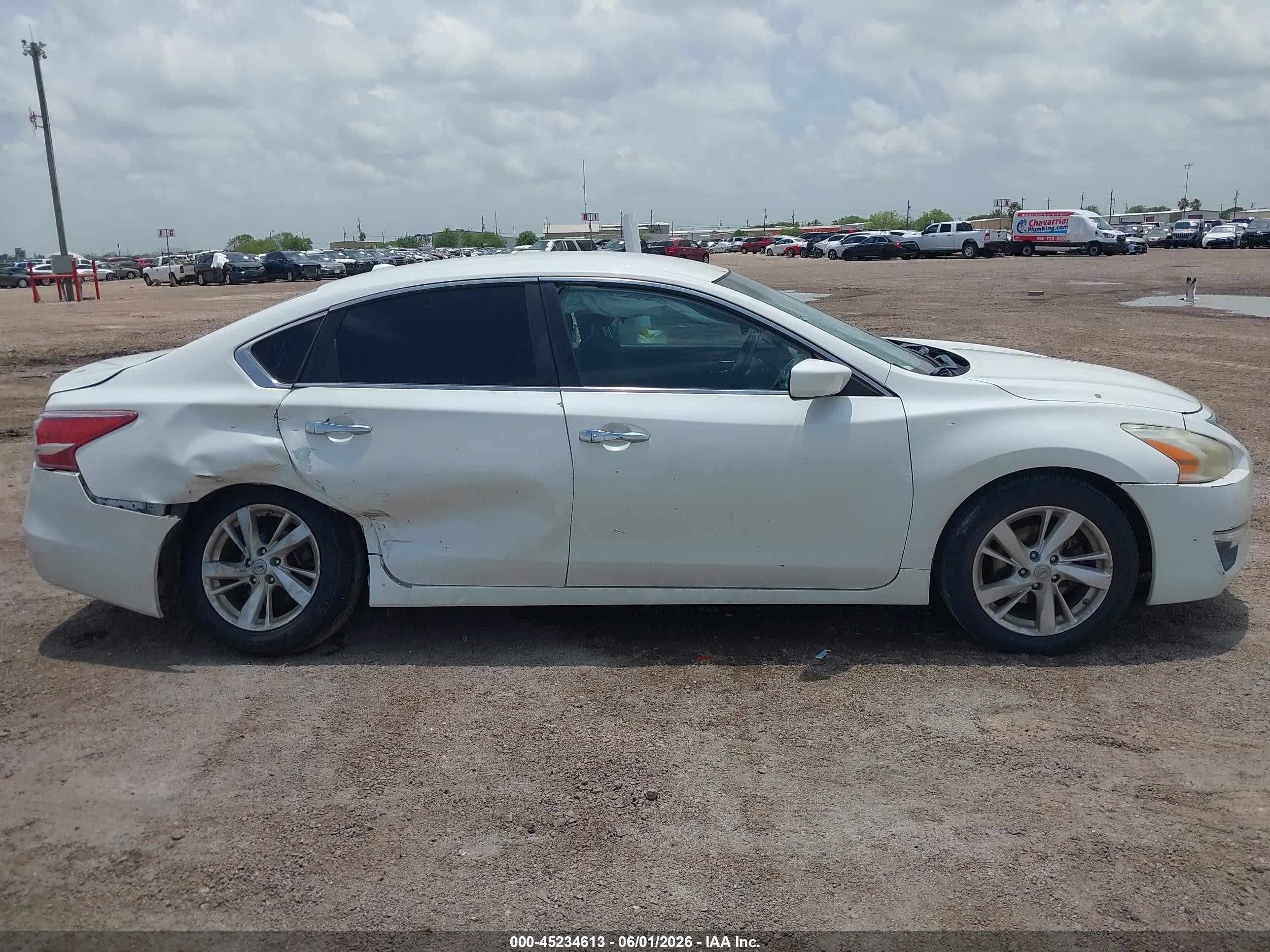 2013 Nissan Altima 2.5 Sv White vin: 1N4AL3AP3DN408046