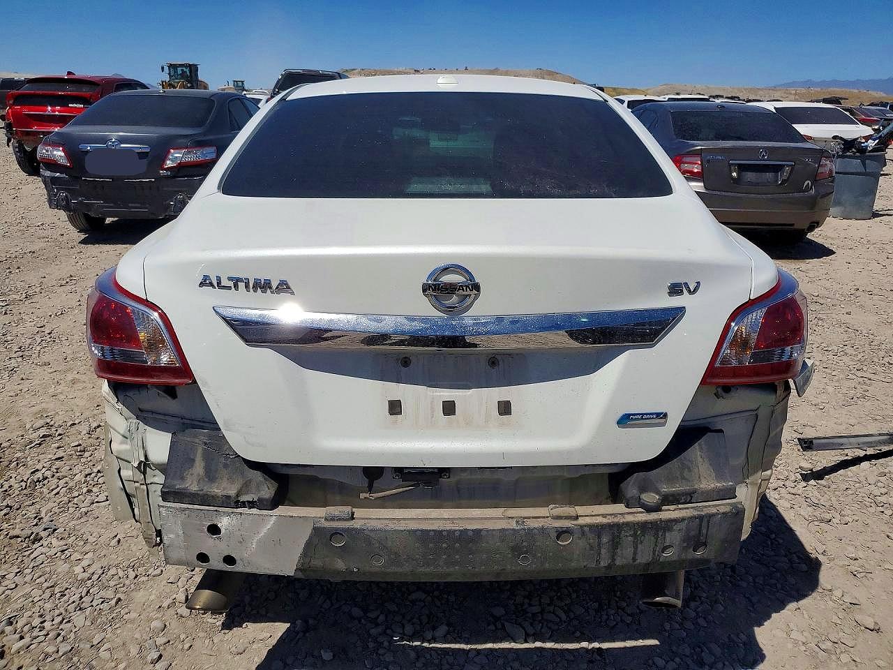 2013 Nissan Altima 2.5 White vin: 1N4AL3AP3DN437398