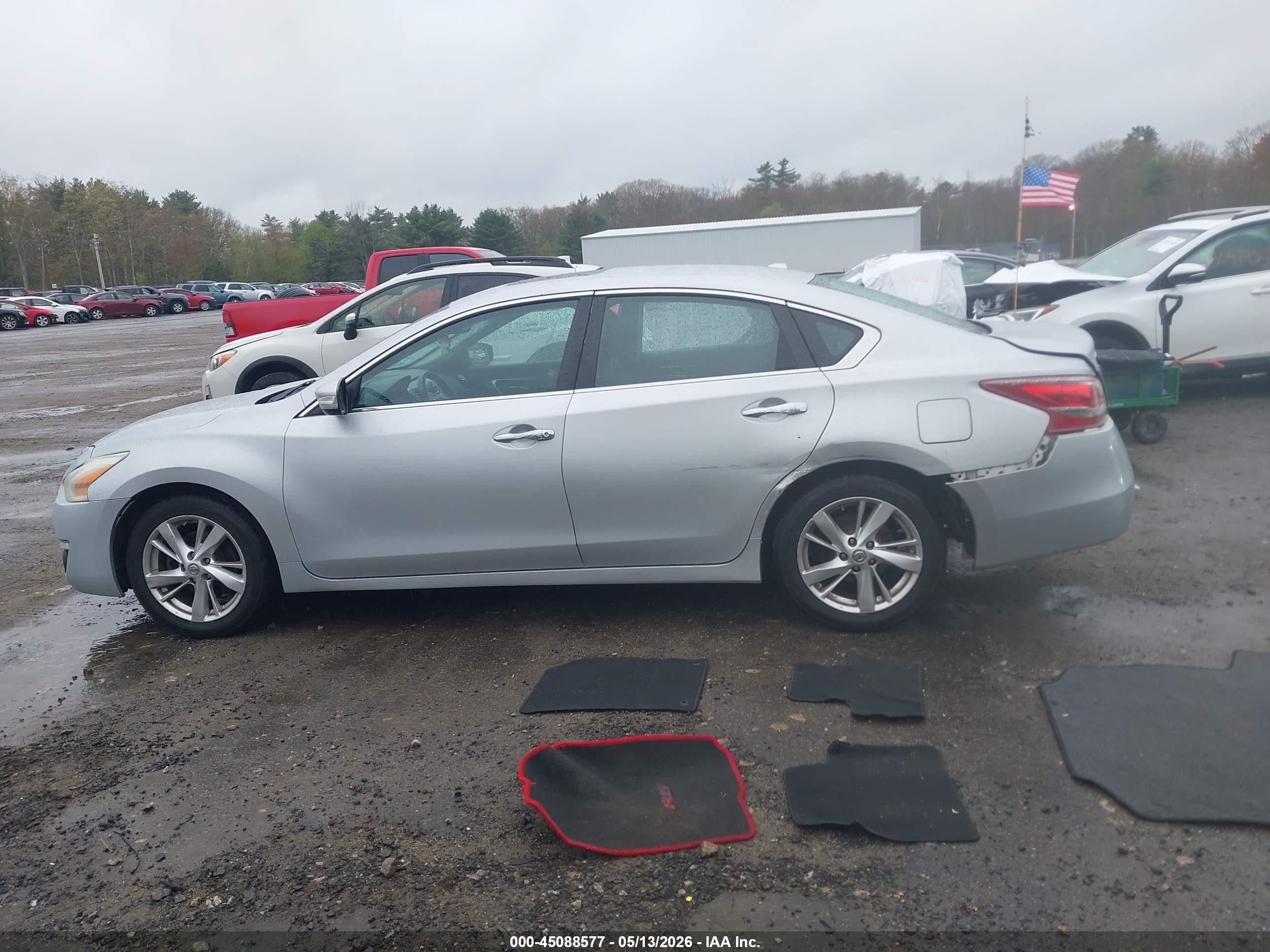 2013 Nissan Altima 2.5 Sv Silver vin: 1N4AL3AP3DN508731