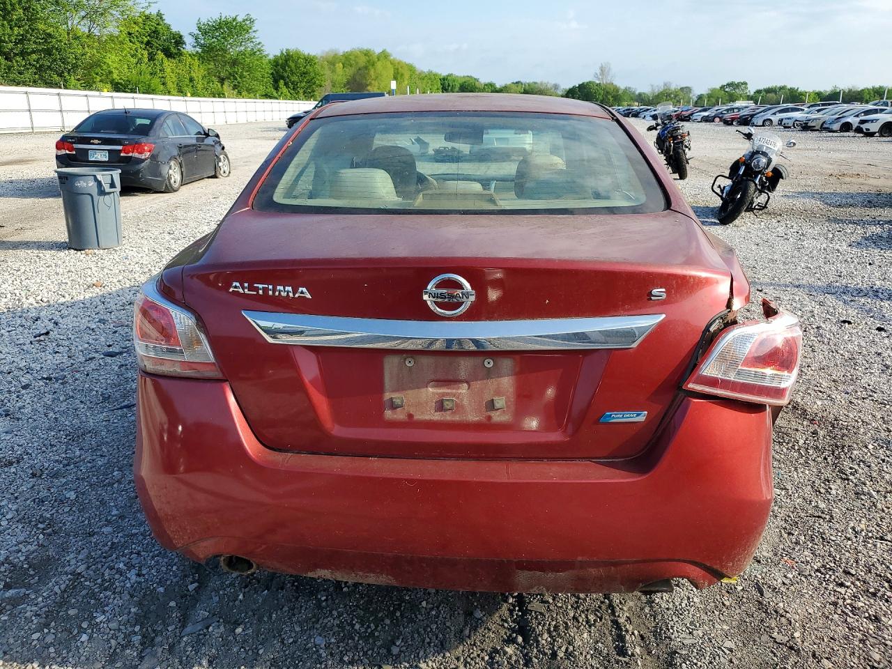 2013 Nissan Altima 2.5/s/sv/sl Burgundy vin: 1N4AL3AP3DN535749