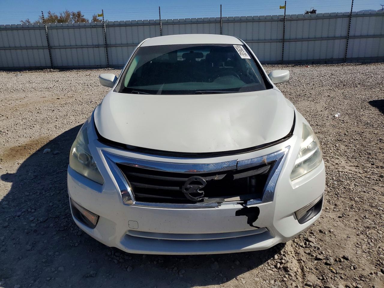 2013 Nissan Altima 2.5 White vin: 1N4AL3AP3DN537629