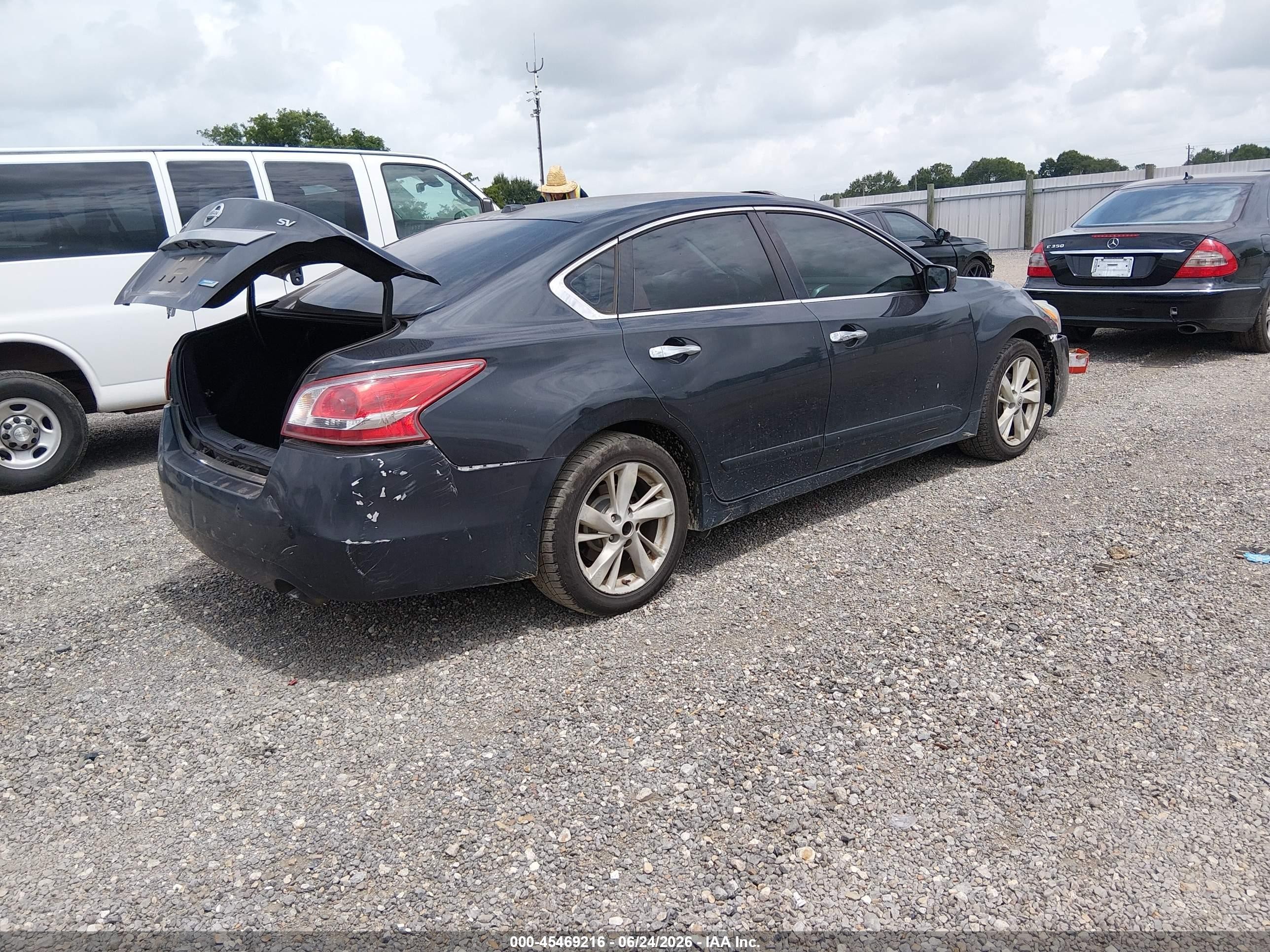 2013 Nissan Altima 2.5 Sv Gray vin: 1N4AL3AP3DN560781