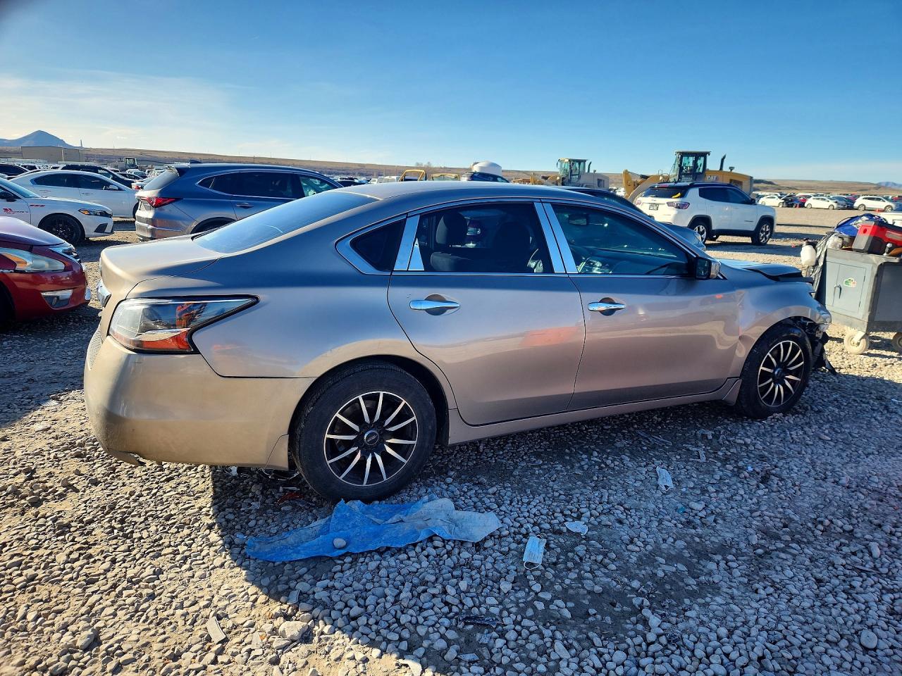 2013 Nissan Altima 2.5 Tan vin: 1N4AL3AP3DN563521