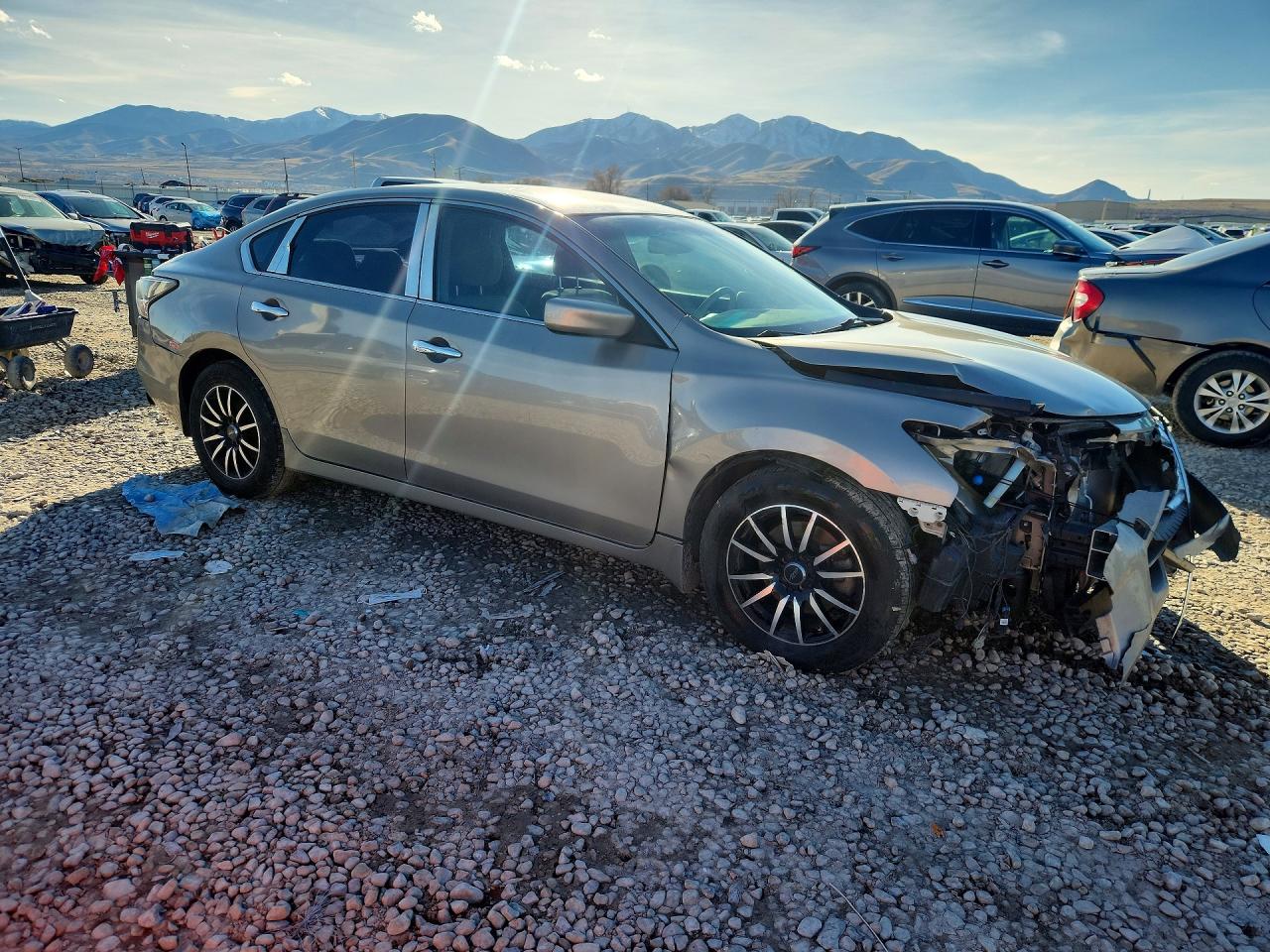 2013 Nissan Altima 2.5 Tan vin: 1N4AL3AP3DN563521
