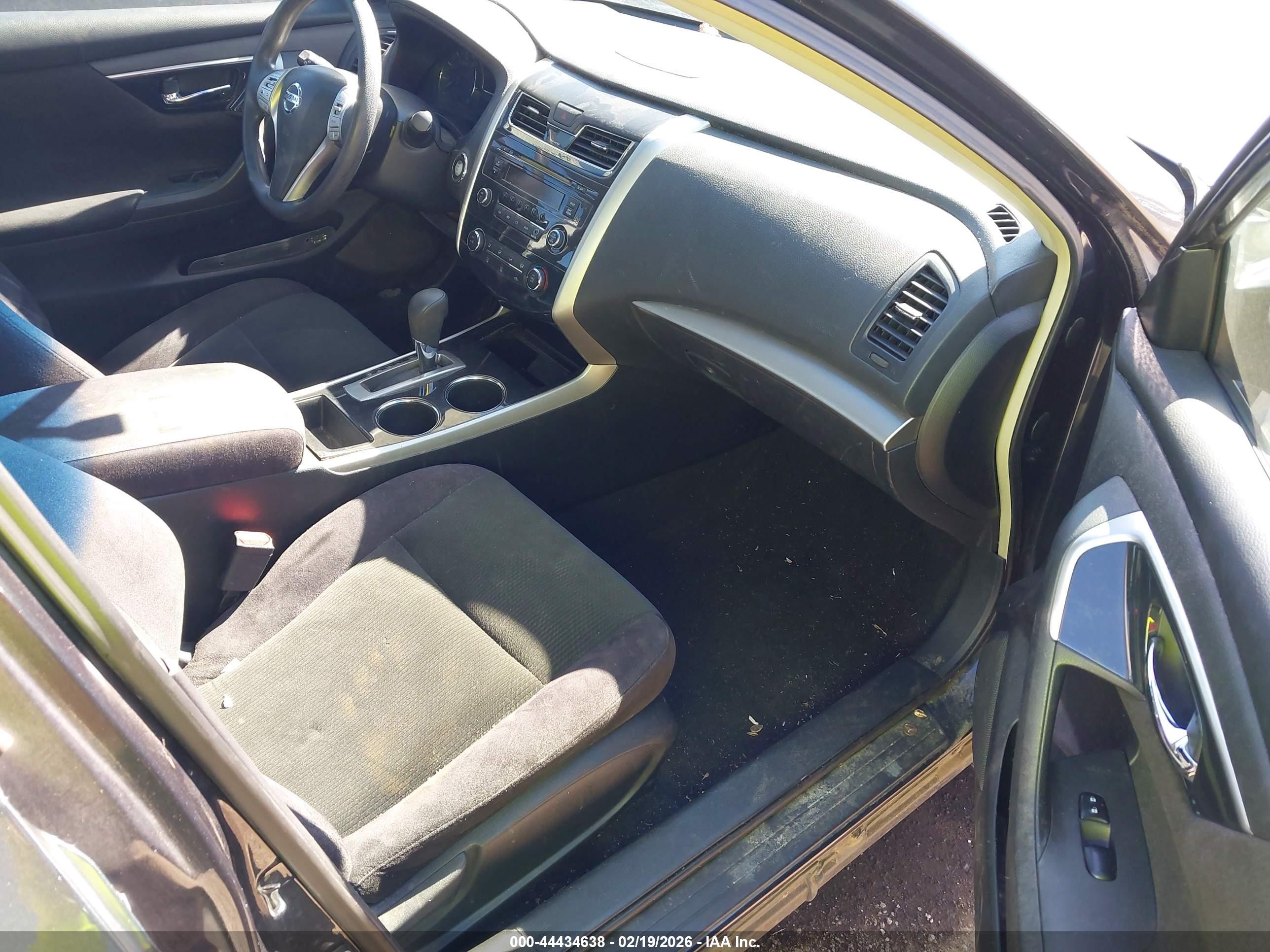 2013 Nissan Altima 2.5 S Black vin: 1N4AL3AP3DN576995