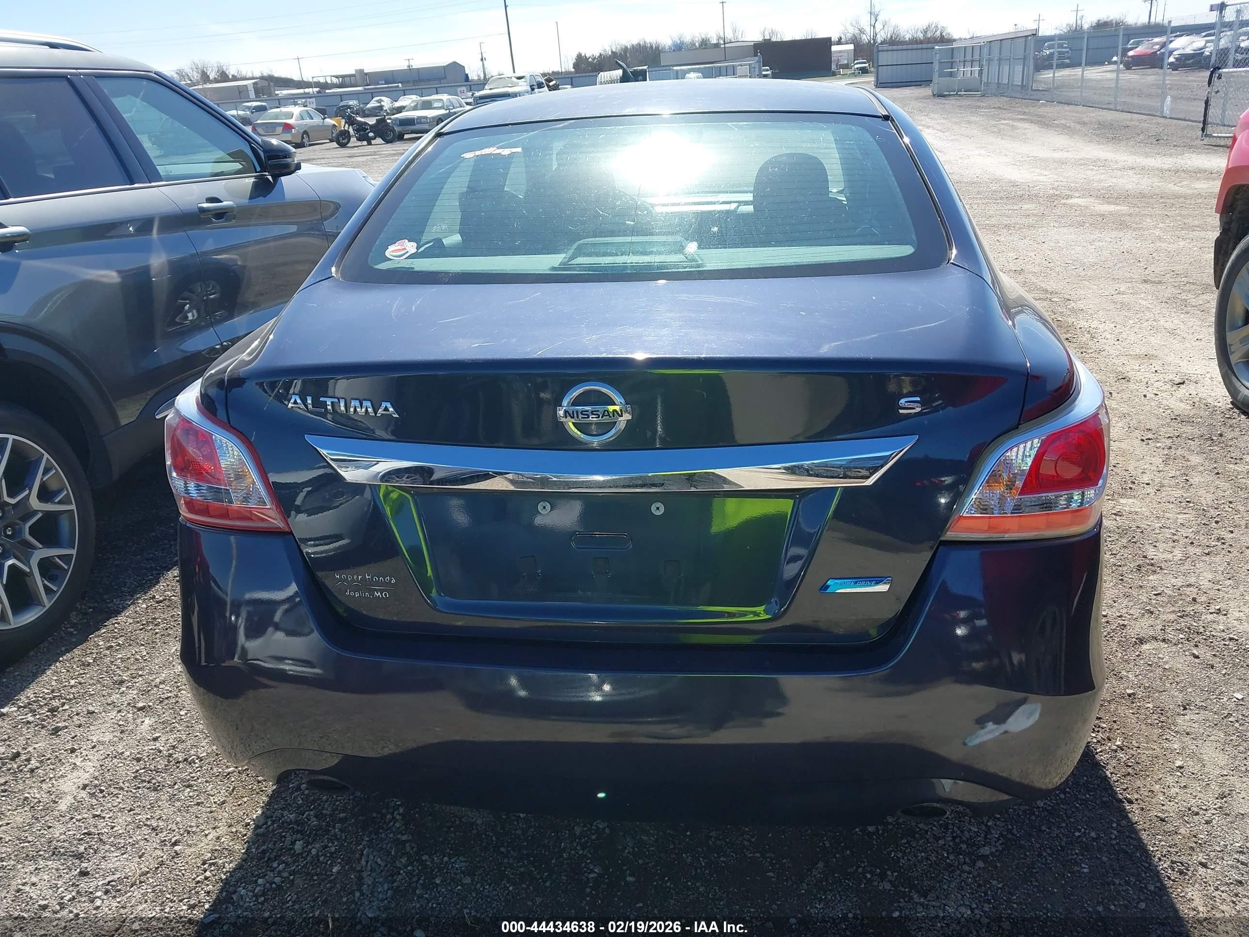 2013 Nissan Altima 2.5 S Black vin: 1N4AL3AP3DN576995