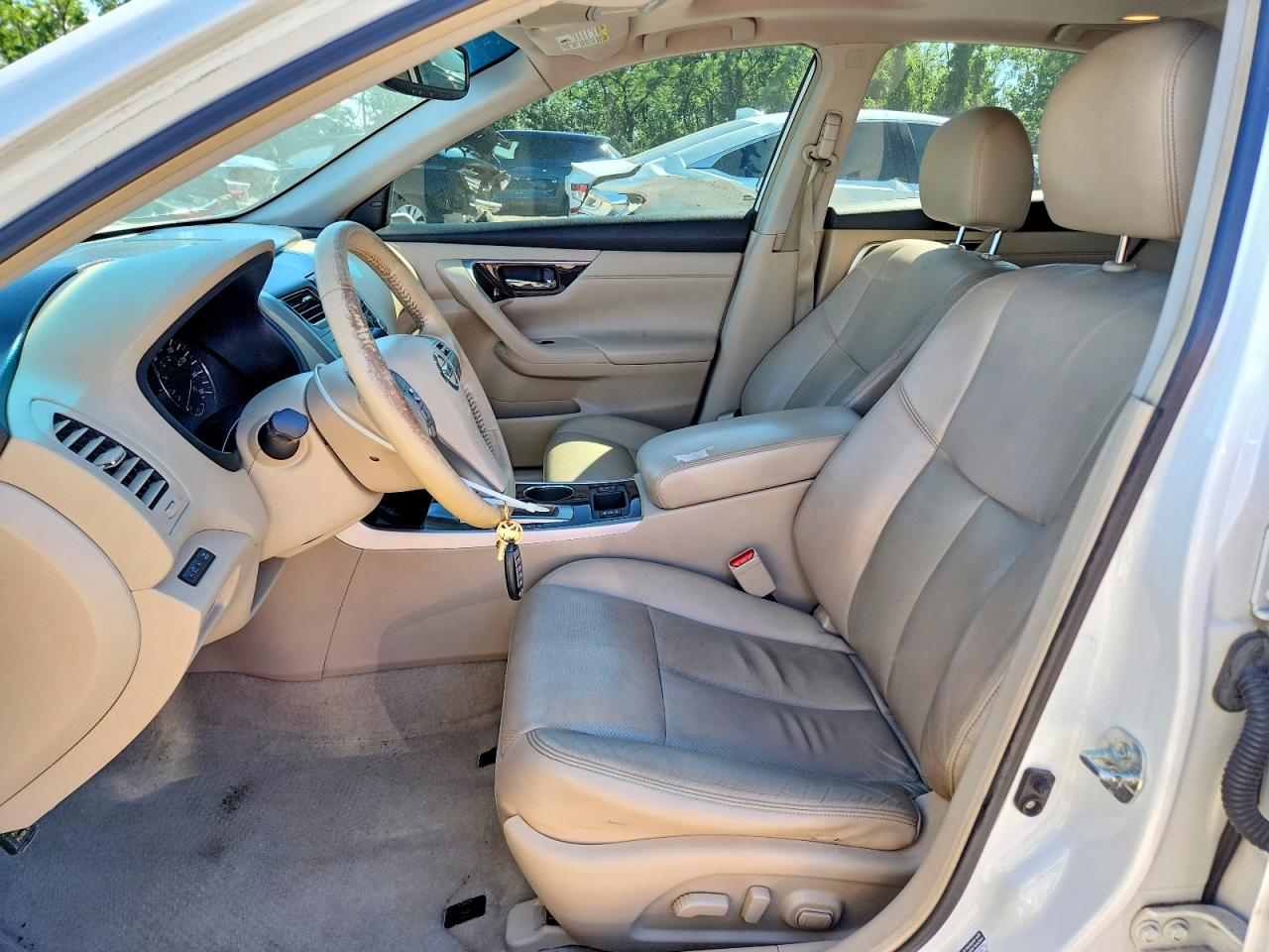 2013 Nissan Altima 2.5 White vin: 1N4AL3AP3DN579363
