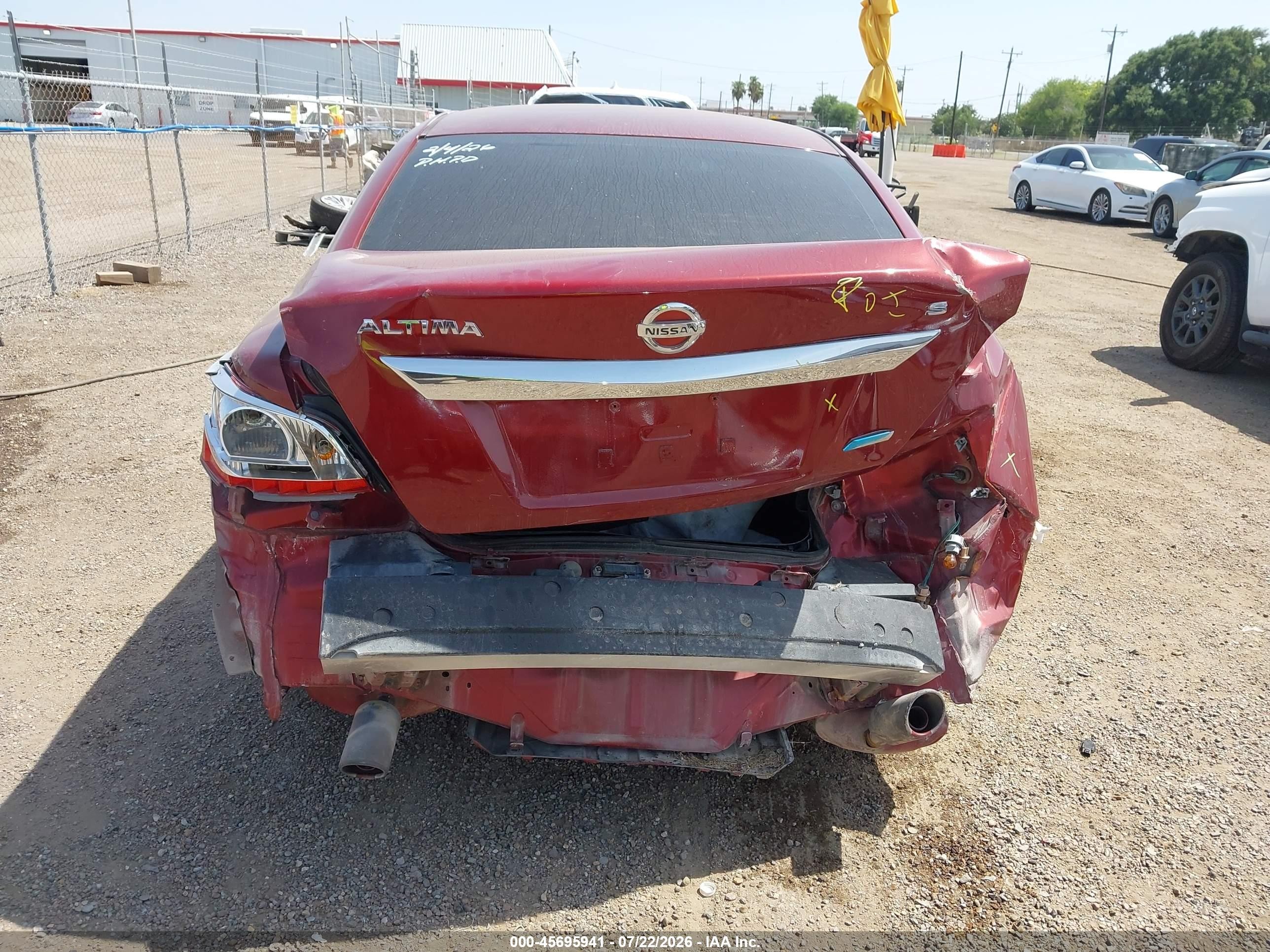 2013 Nissan Altima 2.5 S Red vin: 1N4AL3AP3DN580643