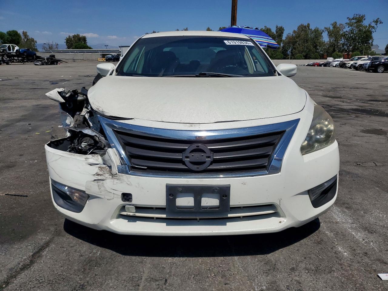 2013 Nissan Altima 2.5 Белый vin: 1N4AL3AP3DN582389