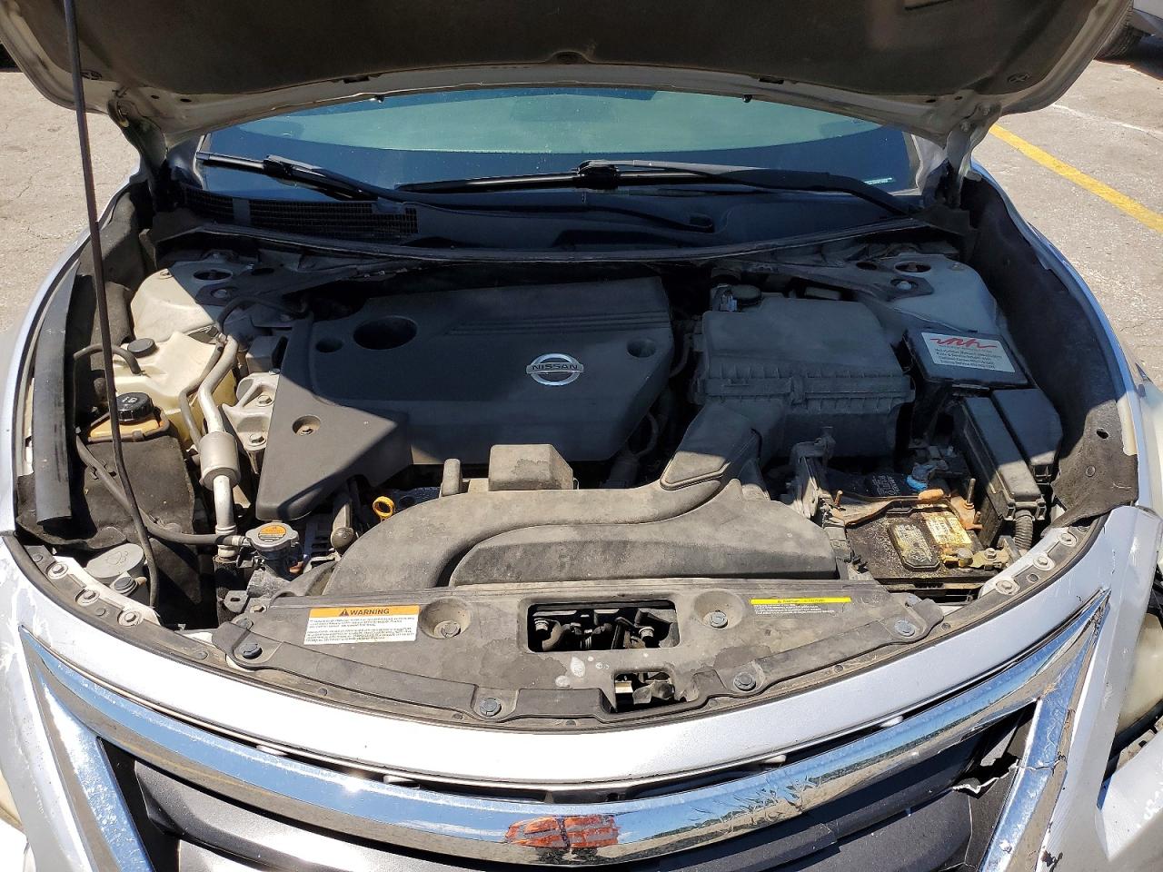 2014 Nissan Altima 2.5 Silver vin: 1N4AL3AP3EC109539