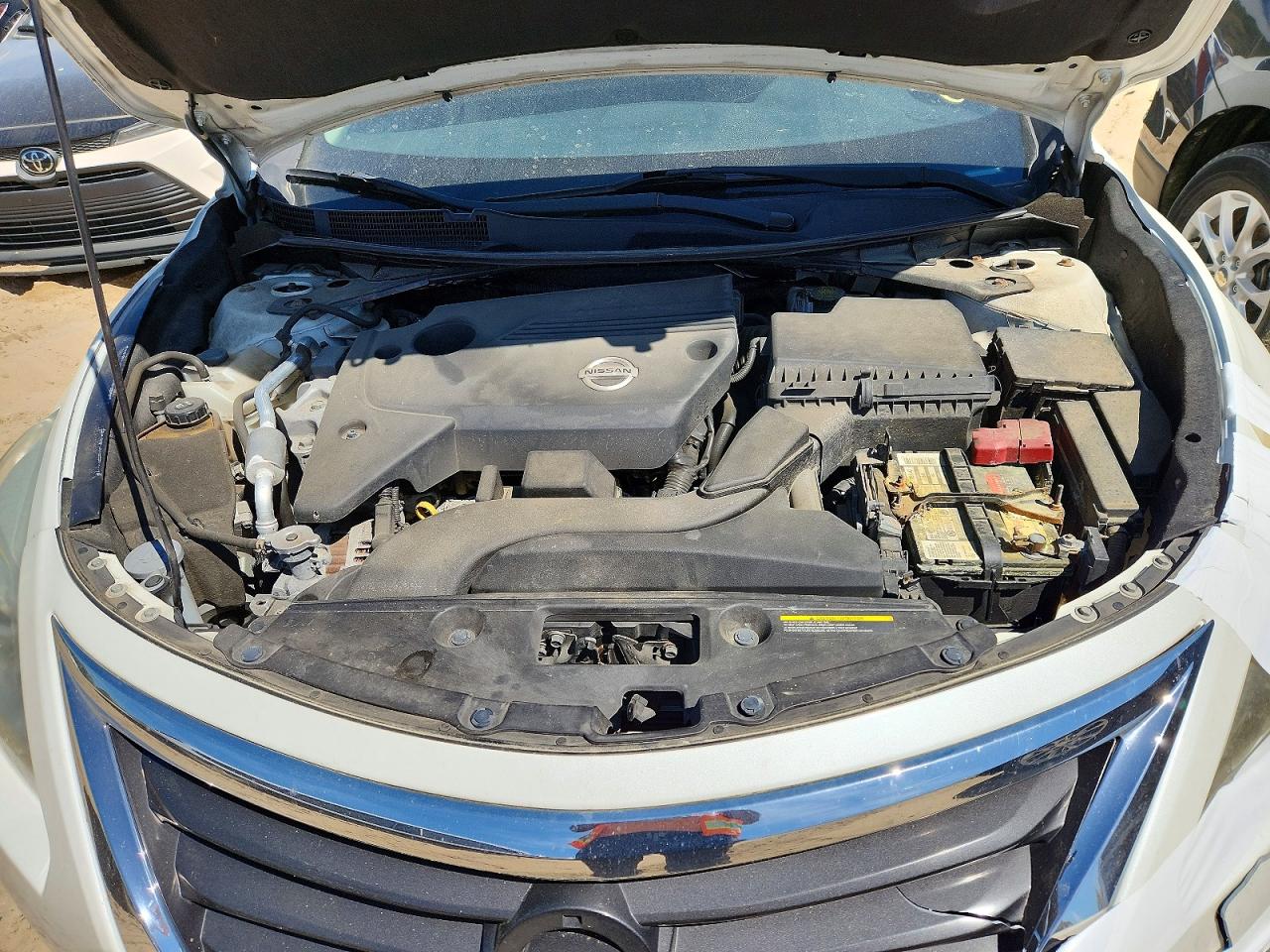 2014 Nissan Altima 2.5 Sv White vin: 1N4AL3AP3EC142007