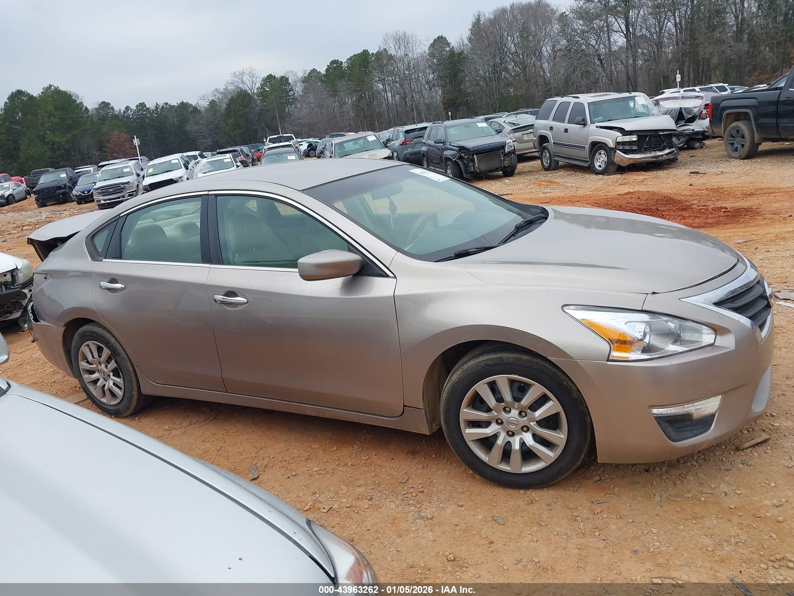 2014 Nissan Altima 2.5 S Tan vin: 1N4AL3AP3EC145862