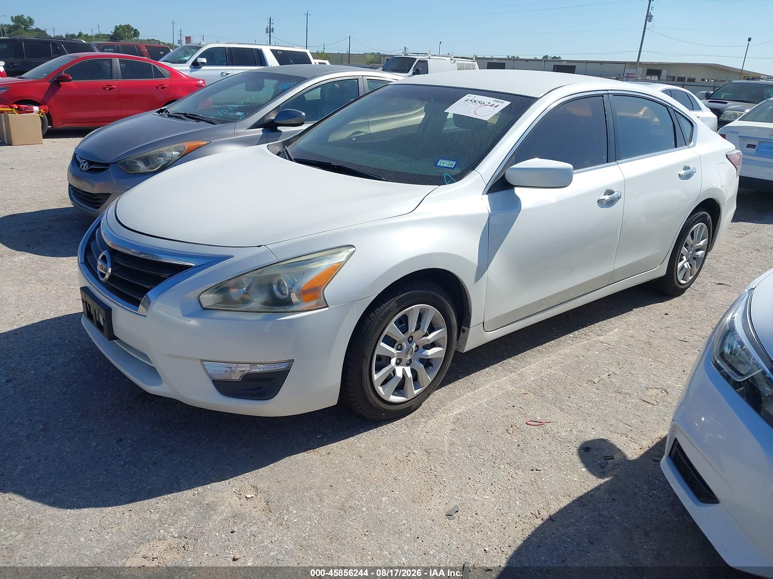 2014 Nissan Altima 2.5 S White vin: 1N4AL3AP3EC146851