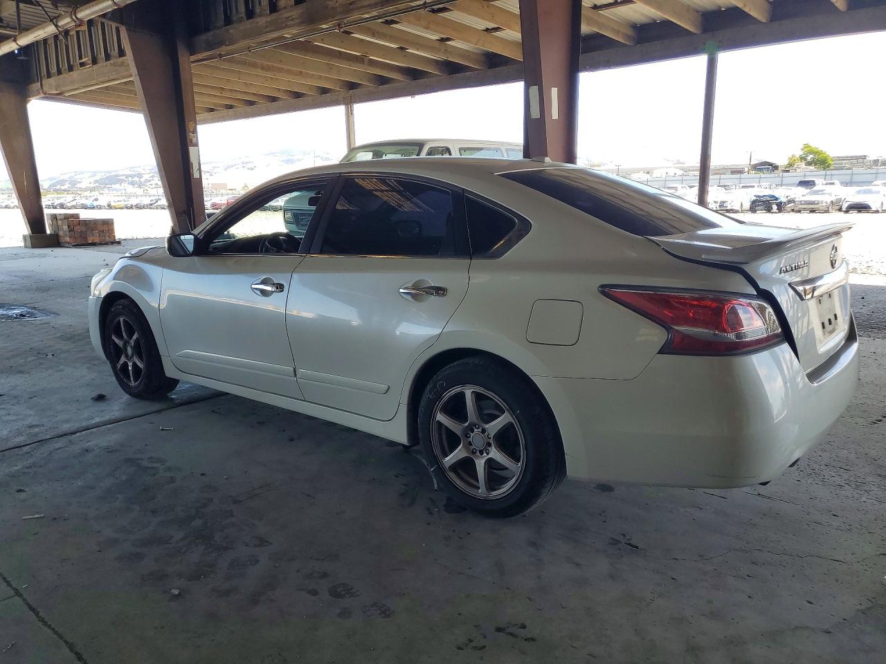 2014 Nissan Altima 2.5 S White vin: 1N4AL3AP3EC150267