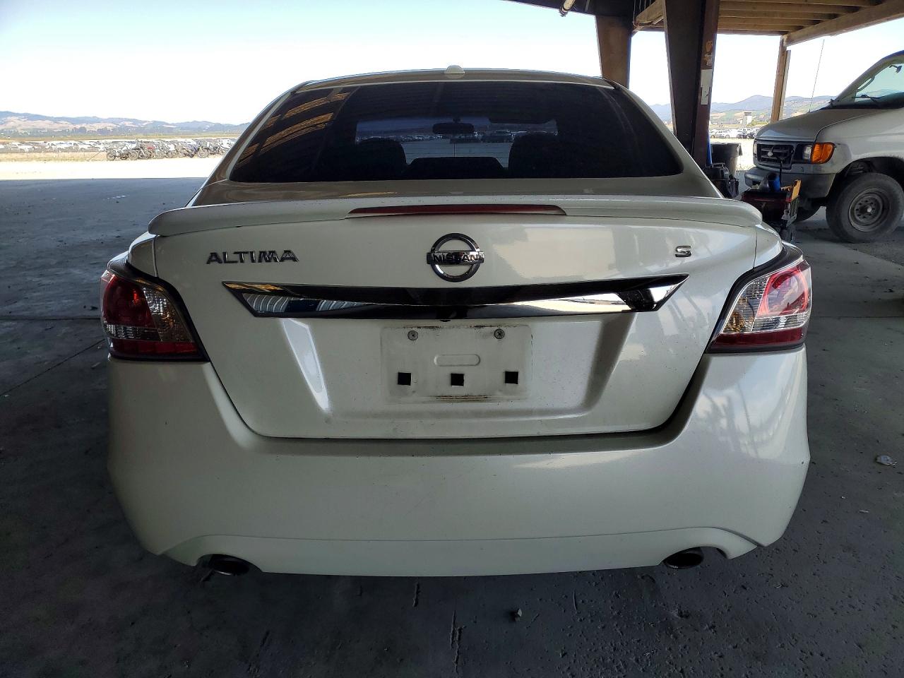 2014 Nissan Altima 2.5 S White vin: 1N4AL3AP3EC150267