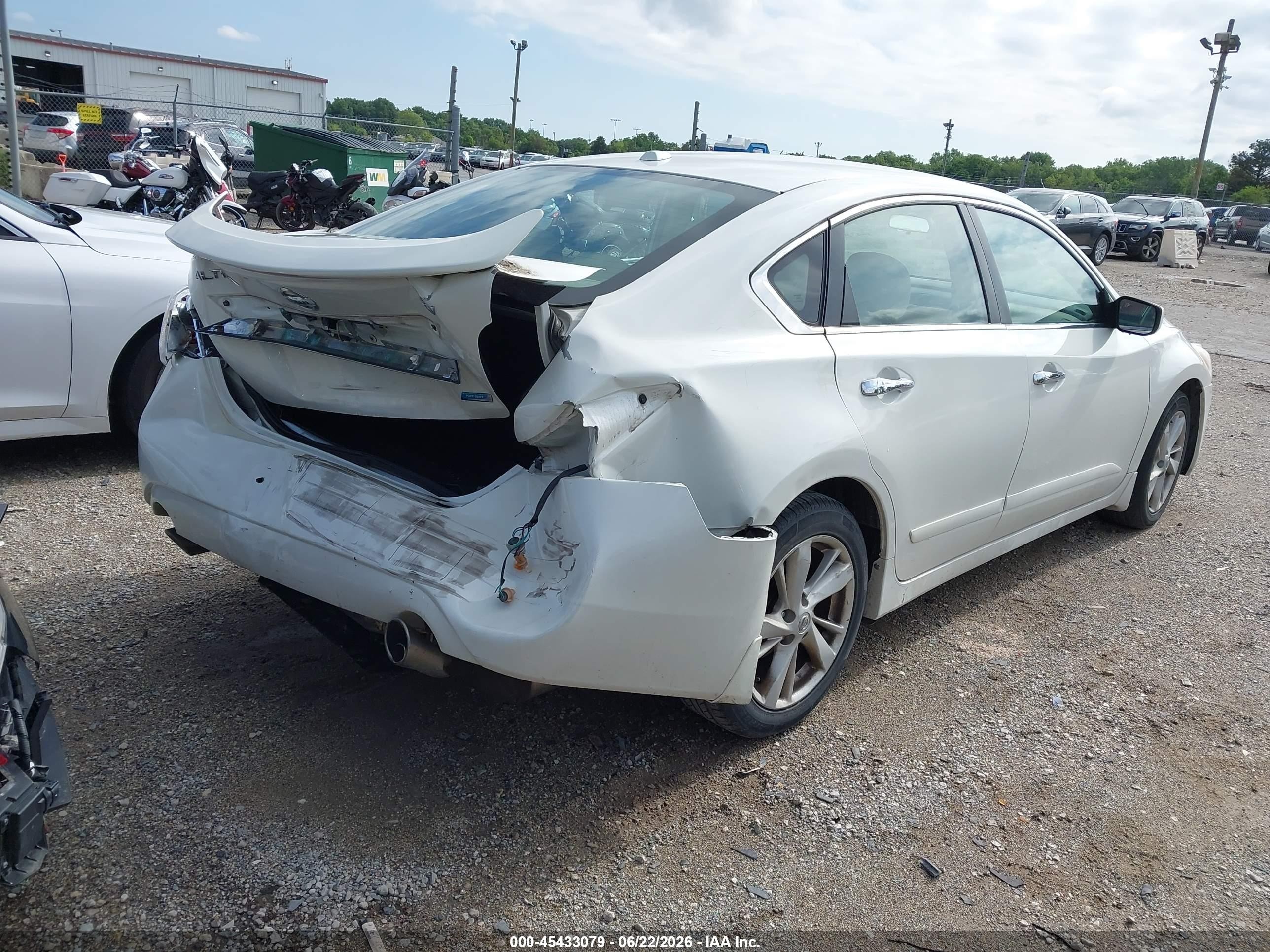 2014 Nissan Altima 2.5 Sv White vin: 1N4AL3AP3EC169367