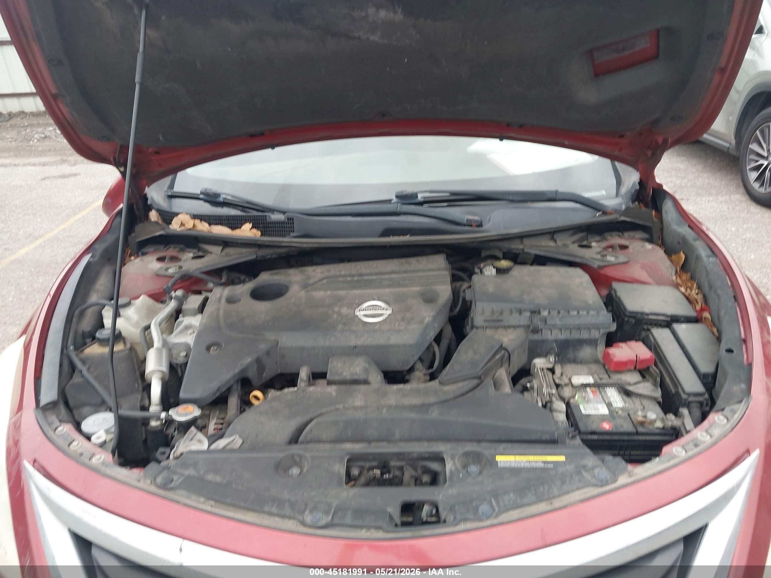 2014 Nissan Altima 2.5 S Red vin: 1N4AL3AP3EC172625