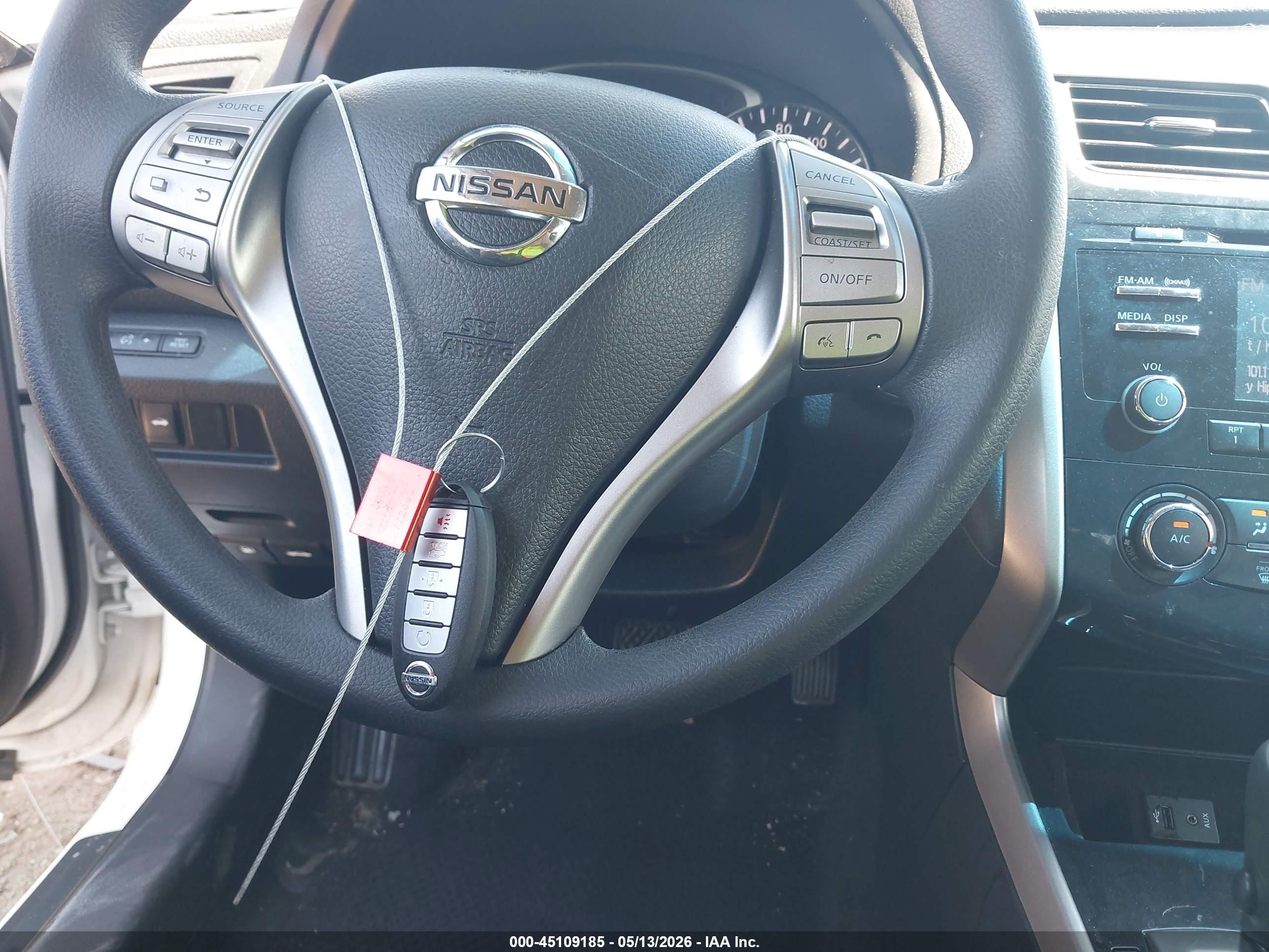 2014 Nissan Altima 2.5 S Белый vin: 1N4AL3AP3EC182572