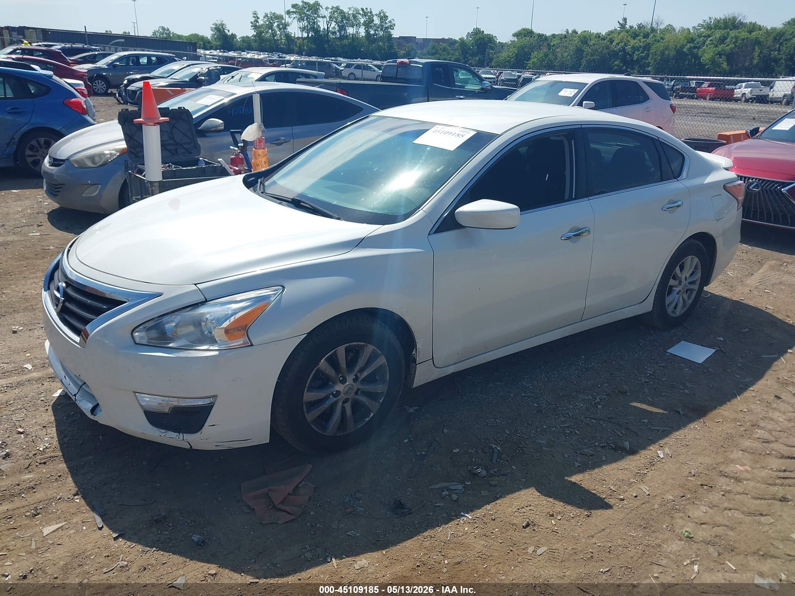 2014 Nissan Altima 2.5 S Белый vin: 1N4AL3AP3EC182572