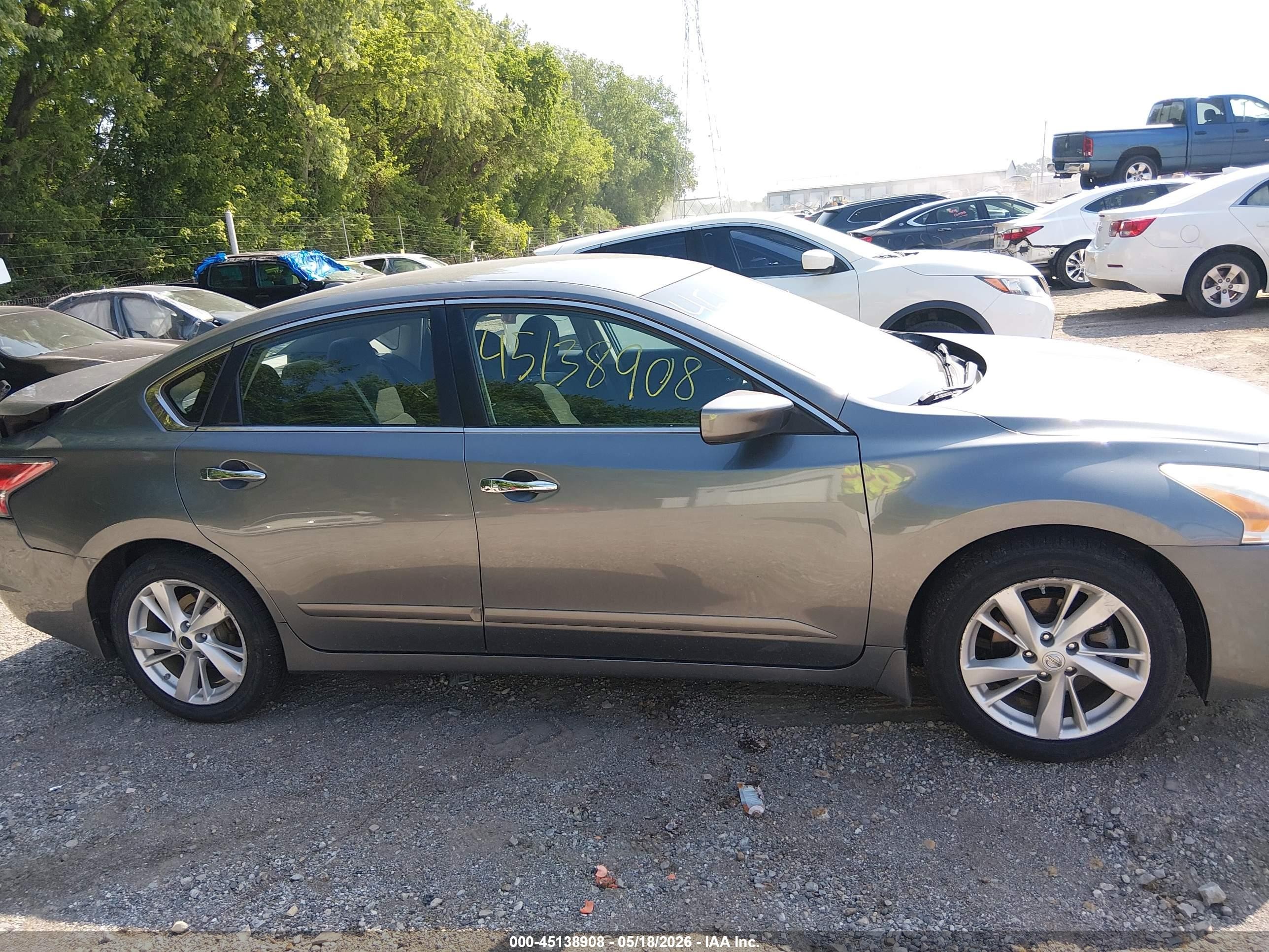 2014 Nissan Altima 2.5 Sv Gray vin: 1N4AL3AP3EC288407