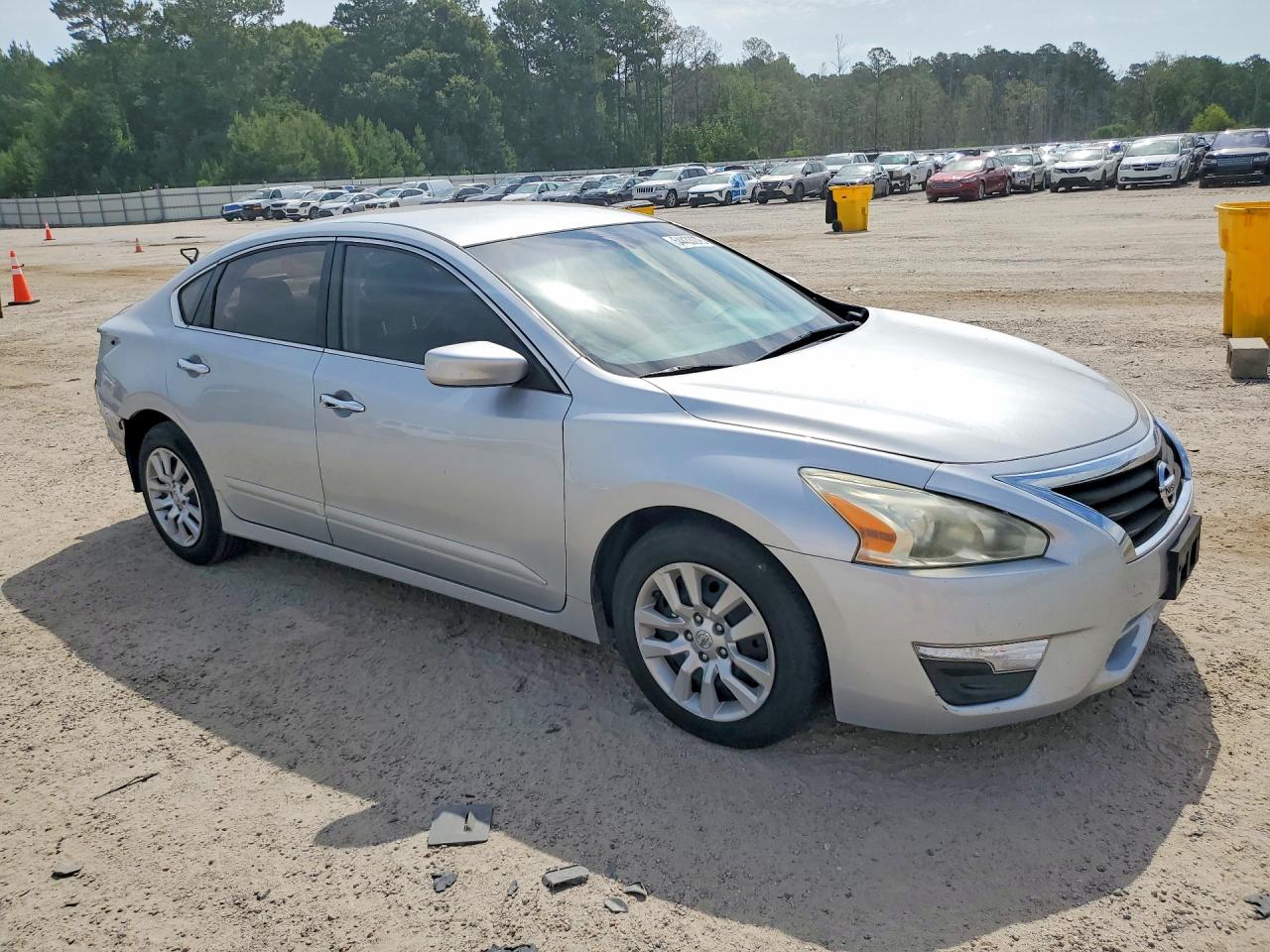 2014 Nissan Altima 2.5 S Серебряный vin: 1N4AL3AP3EC298595