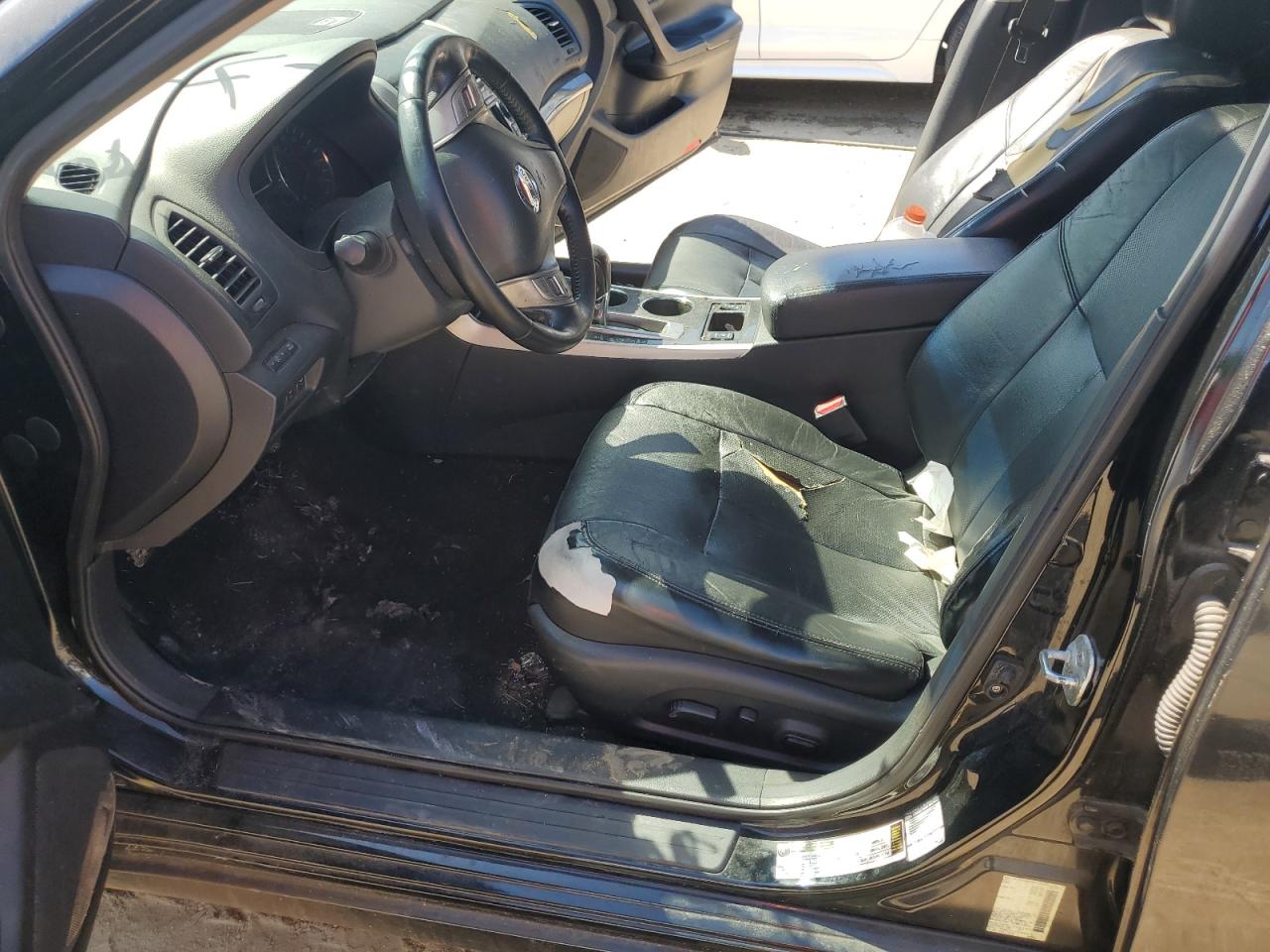 2014 Nissan Altima 2.5 Sl Black vin: 1N4AL3AP3EC316142 Damage: Left Front Carpet, Worn, Replacement Required