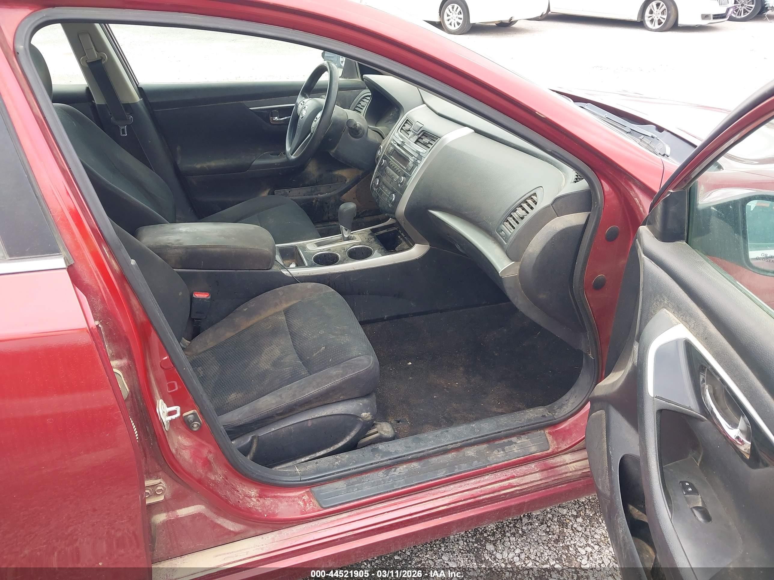 2014 Nissan Altima 2.5 S Maroon vin: 1N4AL3AP3EC317257