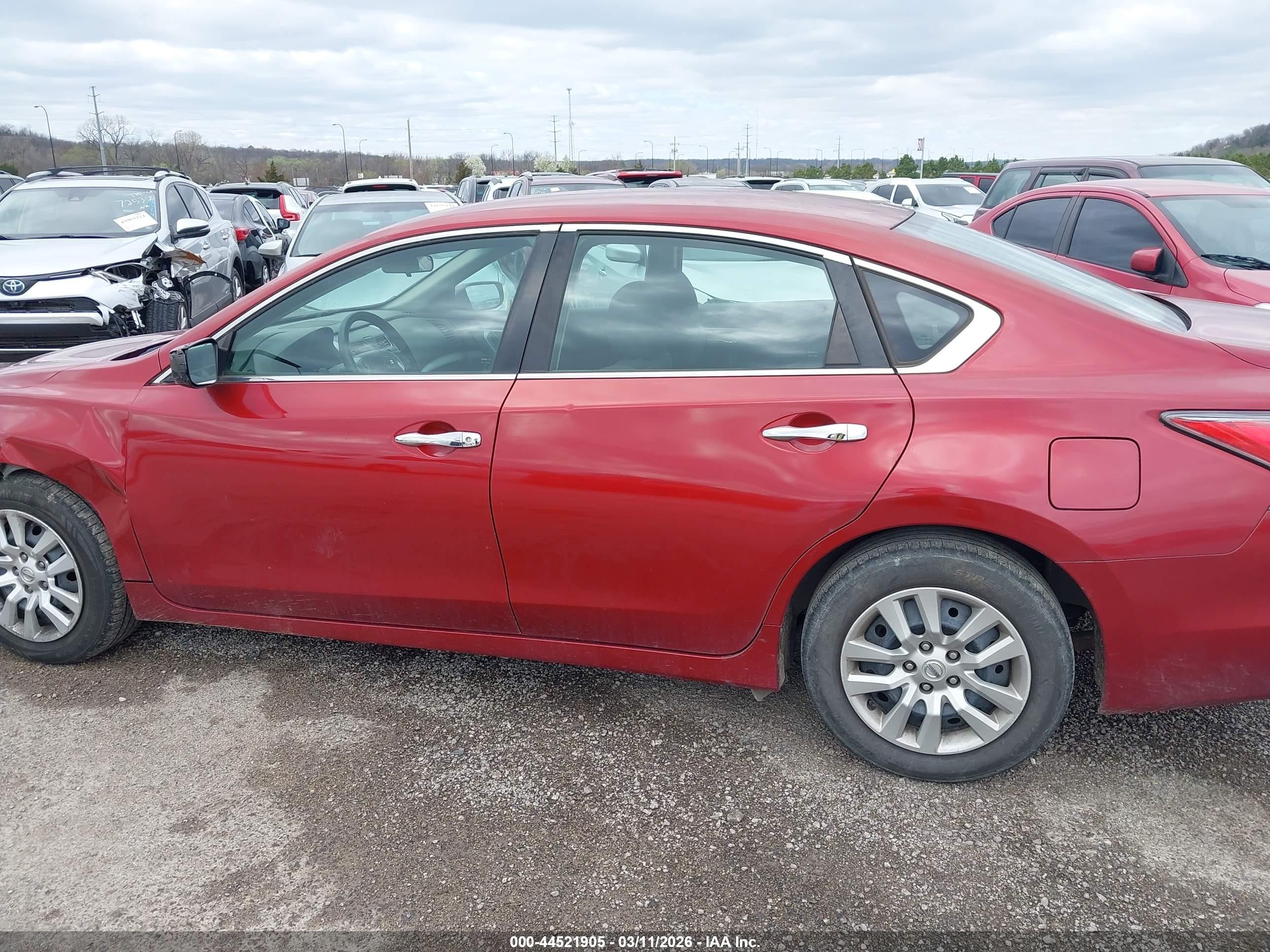 2014 Nissan Altima 2.5 S Maroon vin: 1N4AL3AP3EC317257