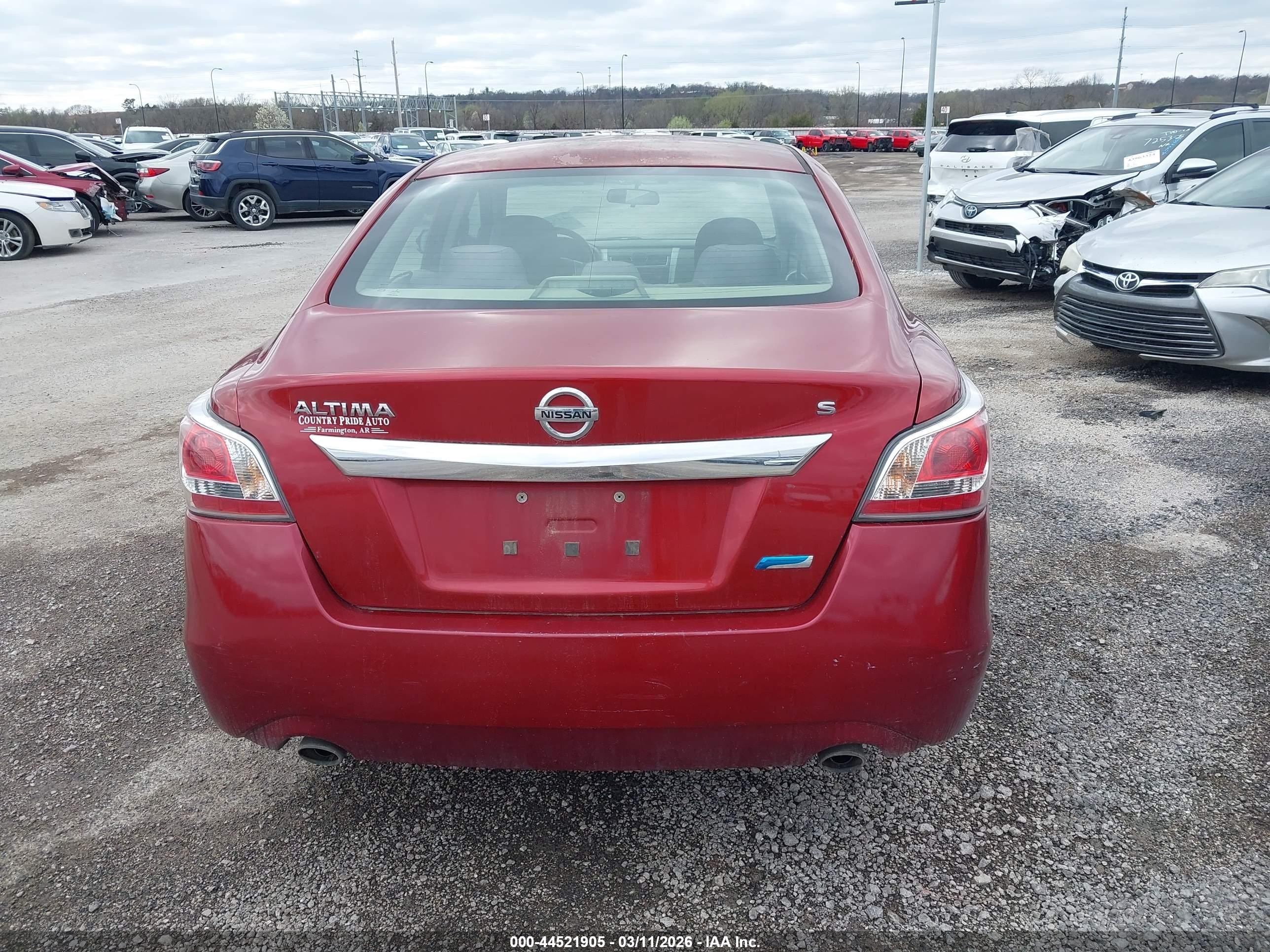 2014 Nissan Altima 2.5 S Maroon vin: 1N4AL3AP3EC317257