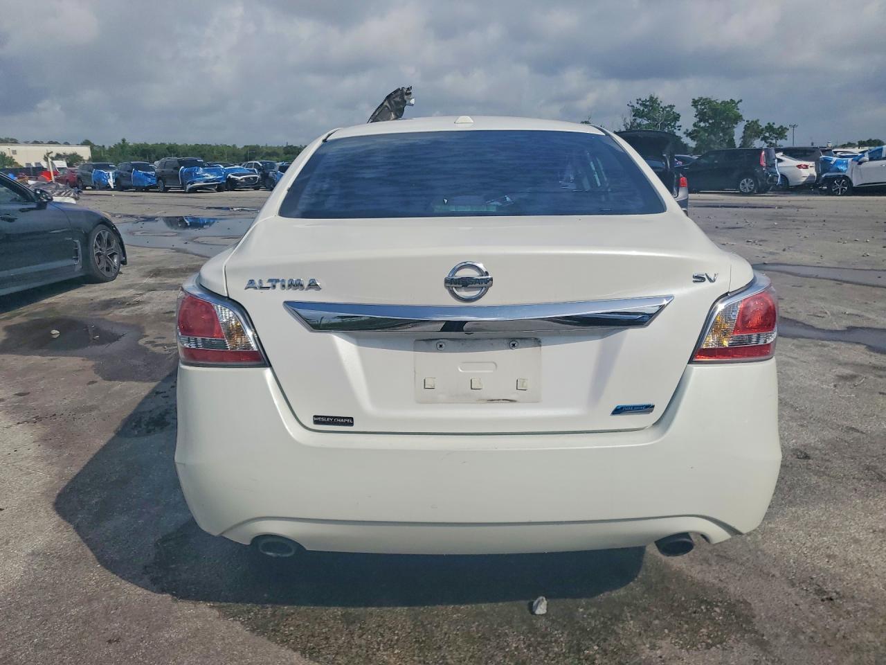 2014 Nissan Altima 2.5 Sv White vin: 1N4AL3AP3EC317422