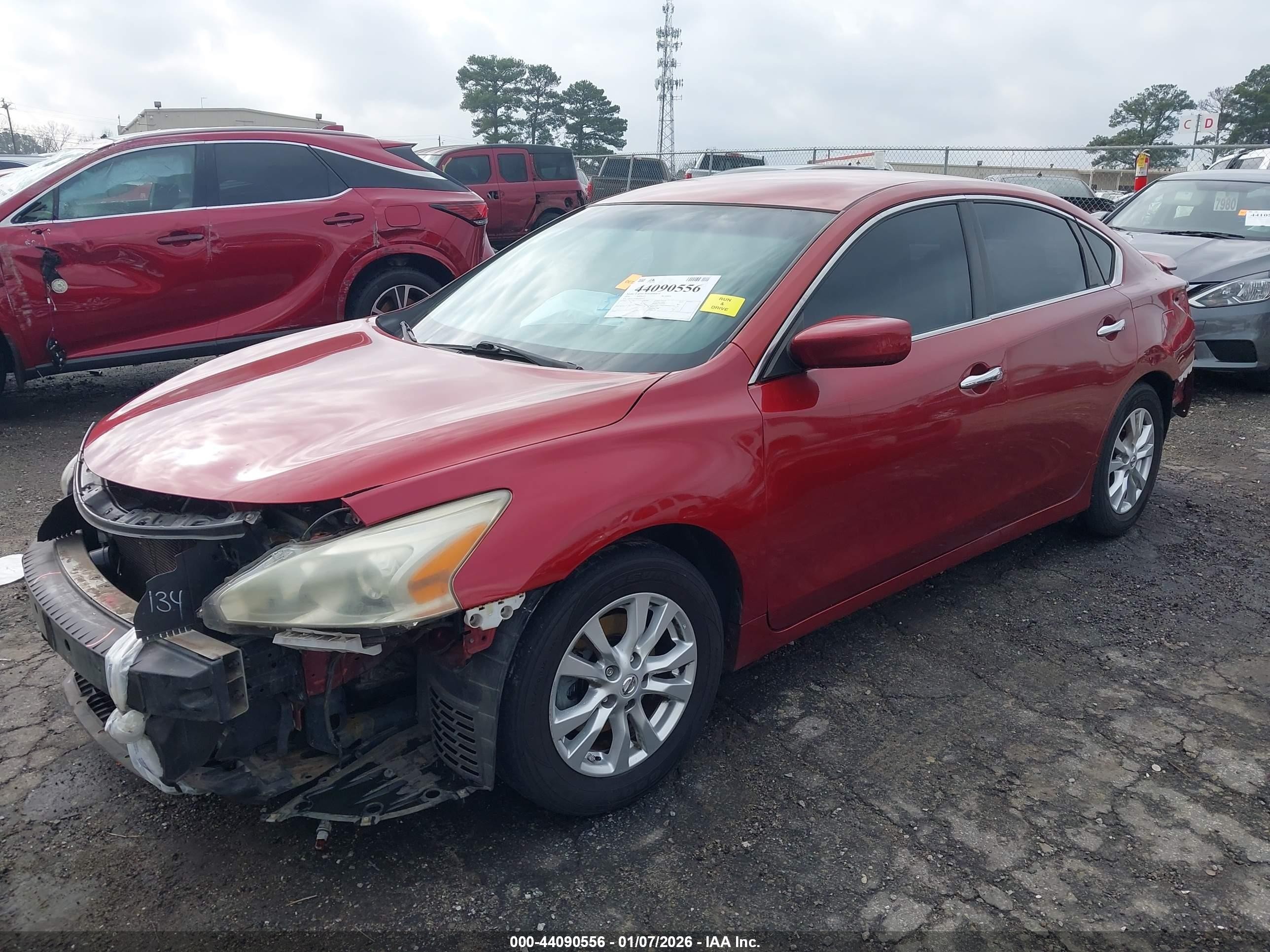 2014 Nissan Altima 2.5 S Red vin: 1N4AL3AP3EC403409