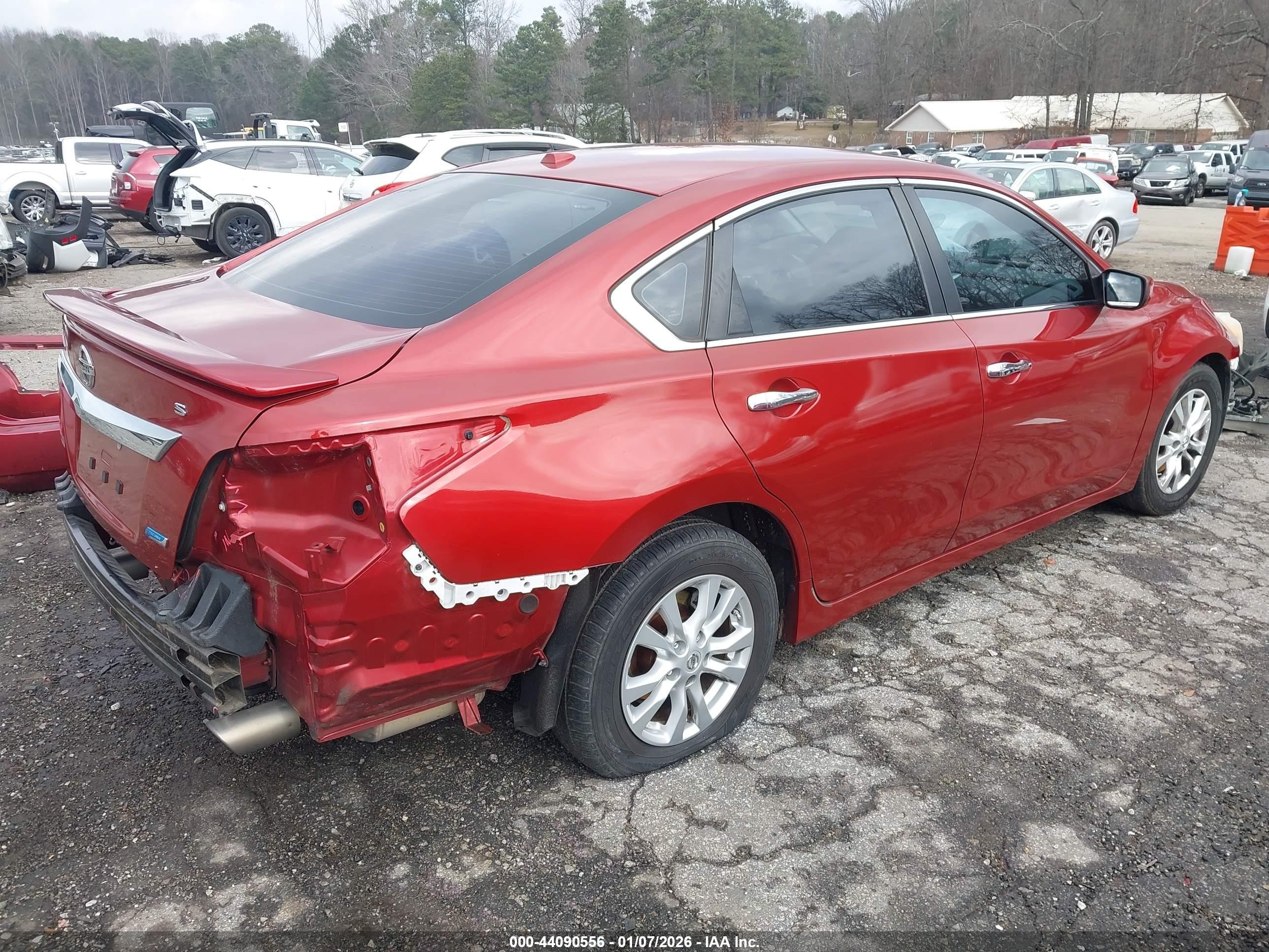 2014 Nissan Altima 2.5 S Red vin: 1N4AL3AP3EC403409