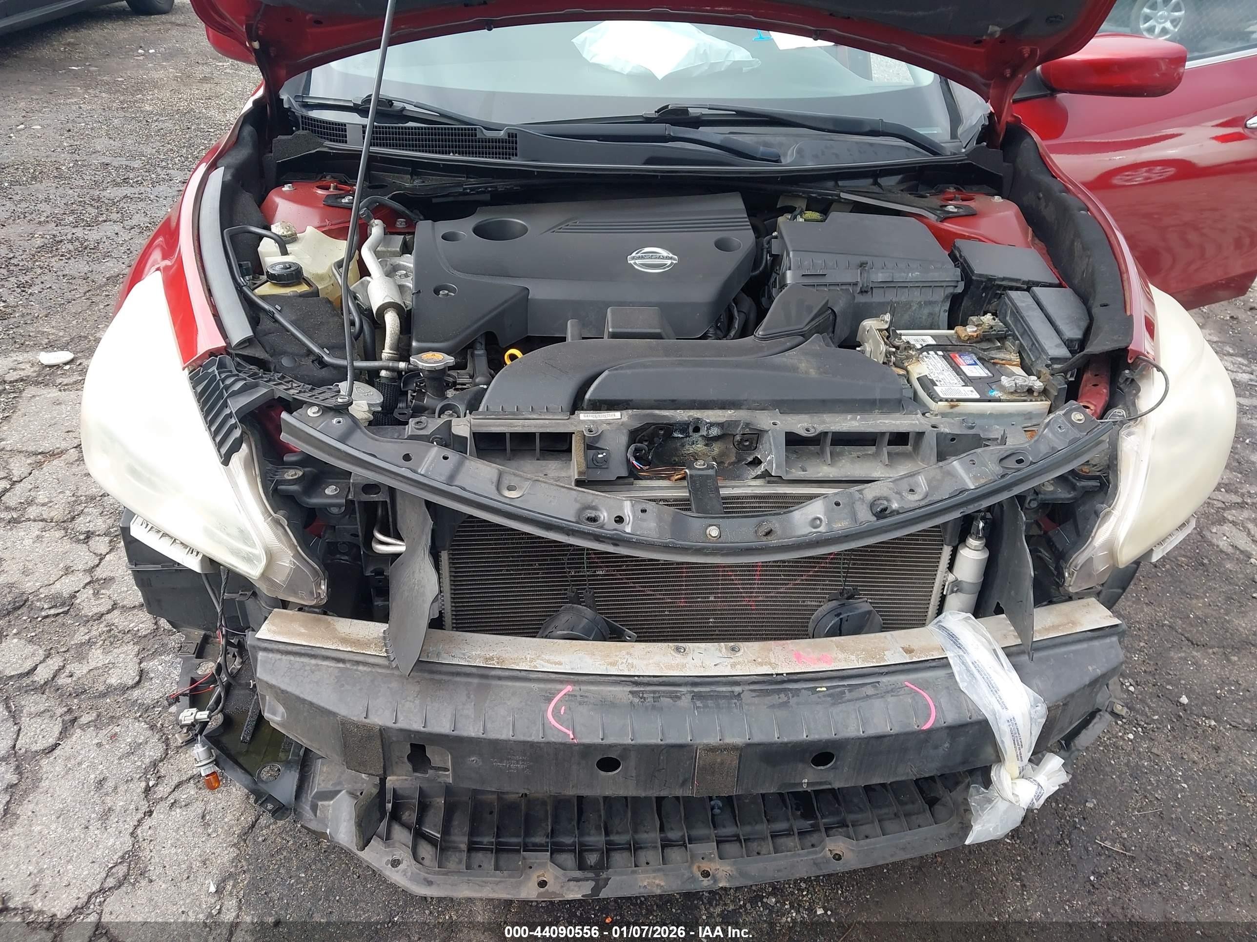 2014 Nissan Altima 2.5 S Red vin: 1N4AL3AP3EC403409